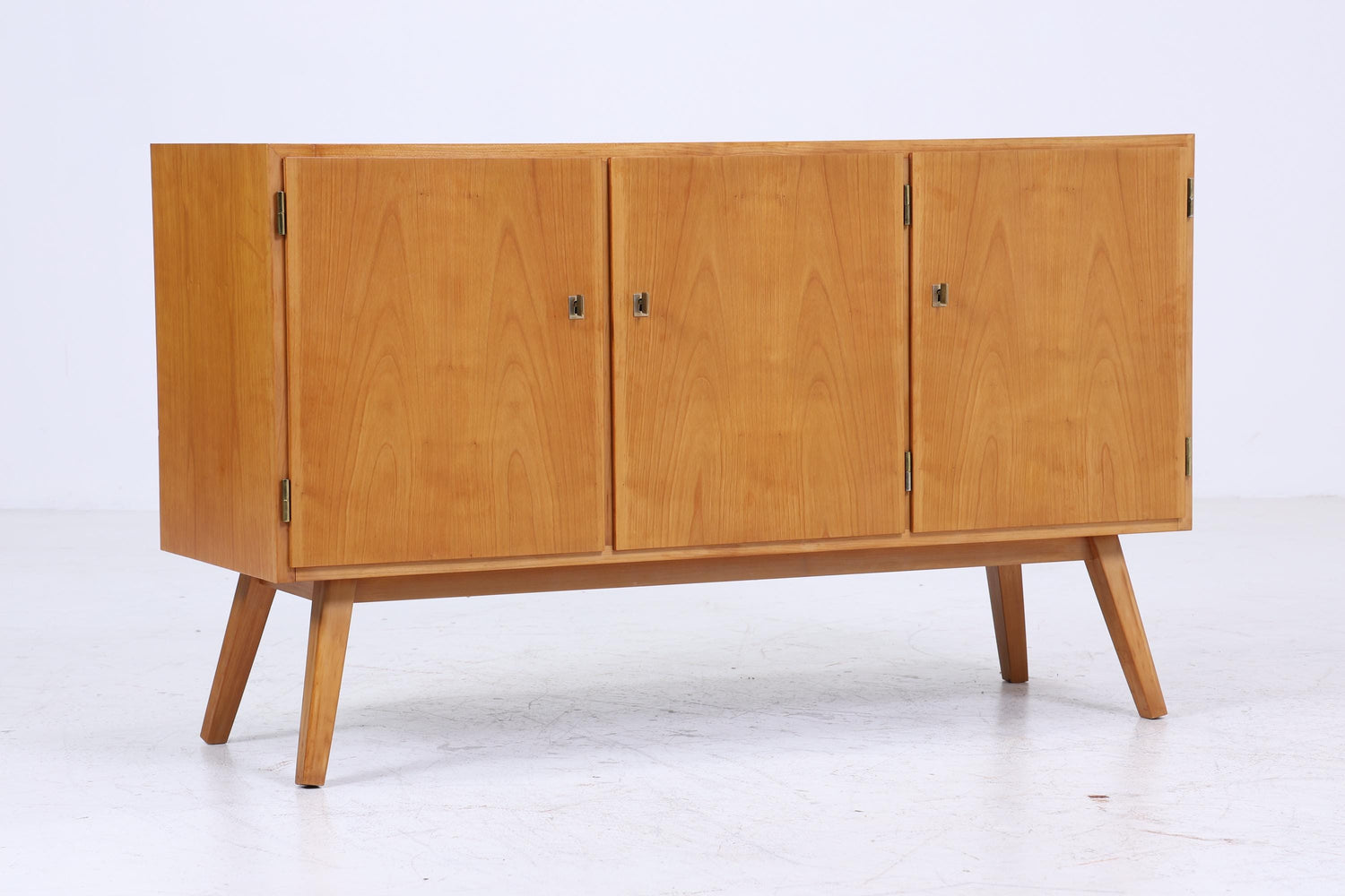 Vintage Sideboard CFG Gabon | Mid Century Kommode aus Holz | 60er Jahre Anrichte Afrika Design | Okoumé Furnier Möbel