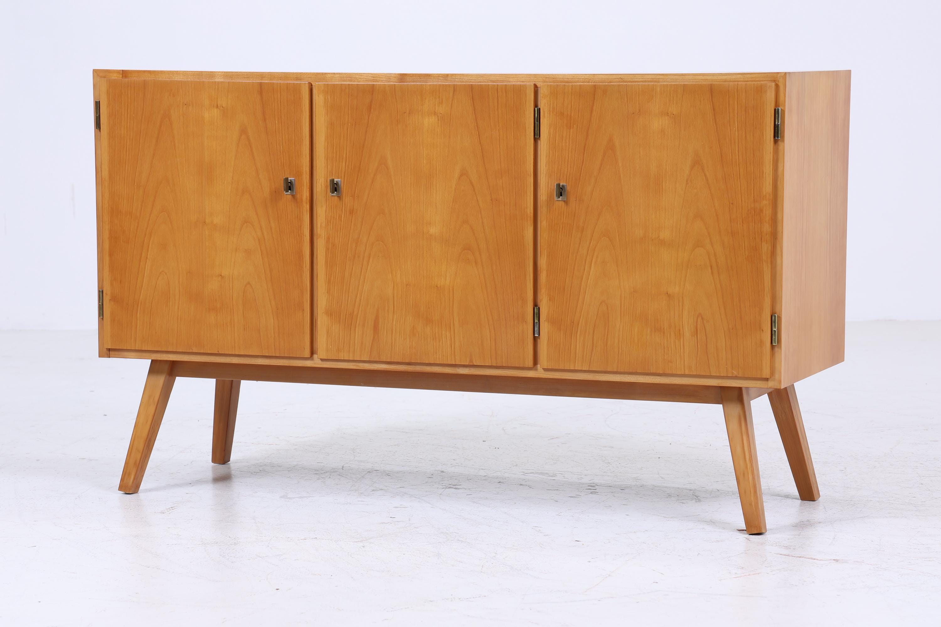 Vintage Sideboard CFG Gabon | Mid Century Kommode aus Holz | 60er Jahre Anrichte Afrika Design | Okoumé Furnier Möbel