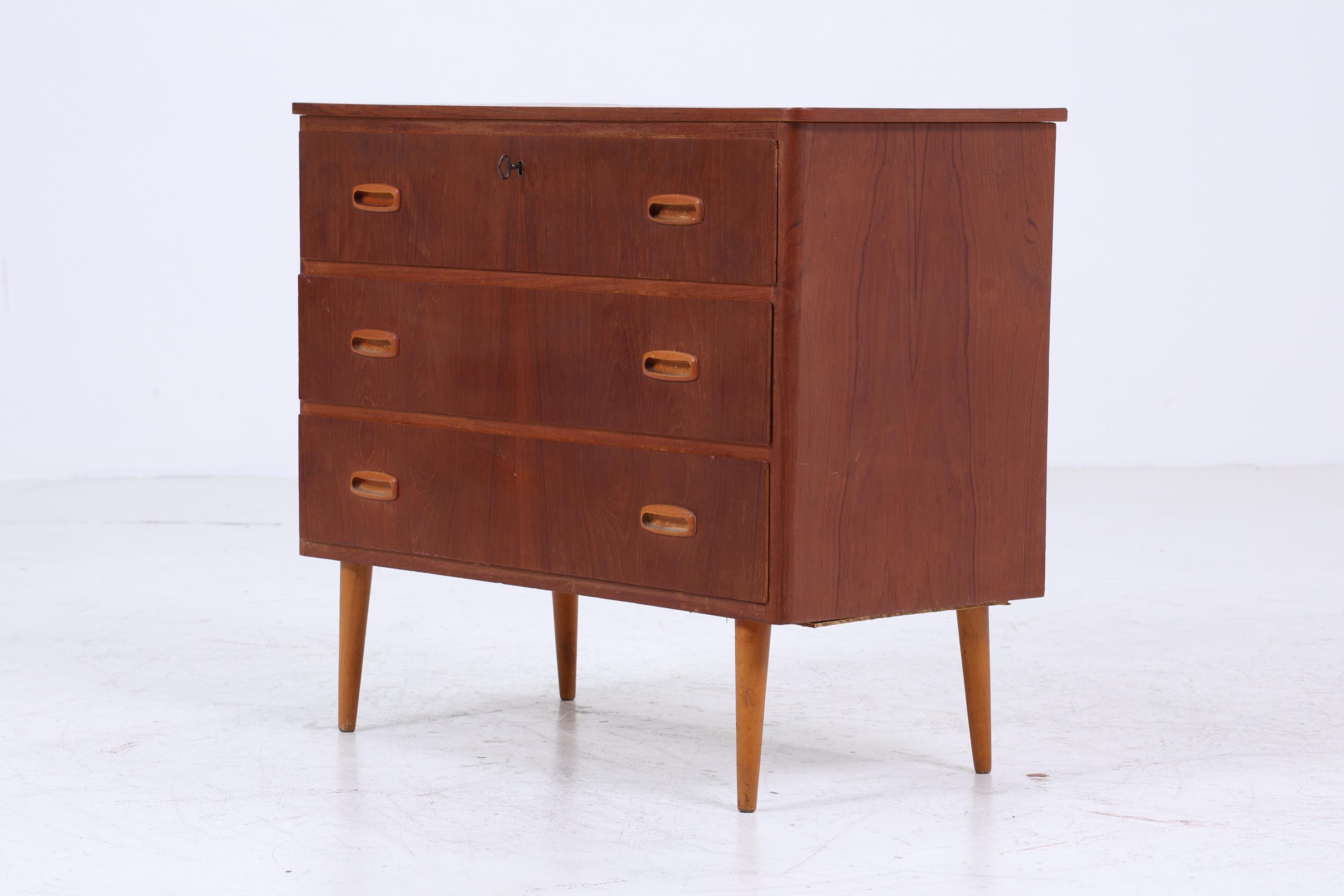 Dunkle Vintage Teak Schubladen Kommode | Mid Century Schubladen Schrank | Holz Aufbewahrung 60er 70er Jahre