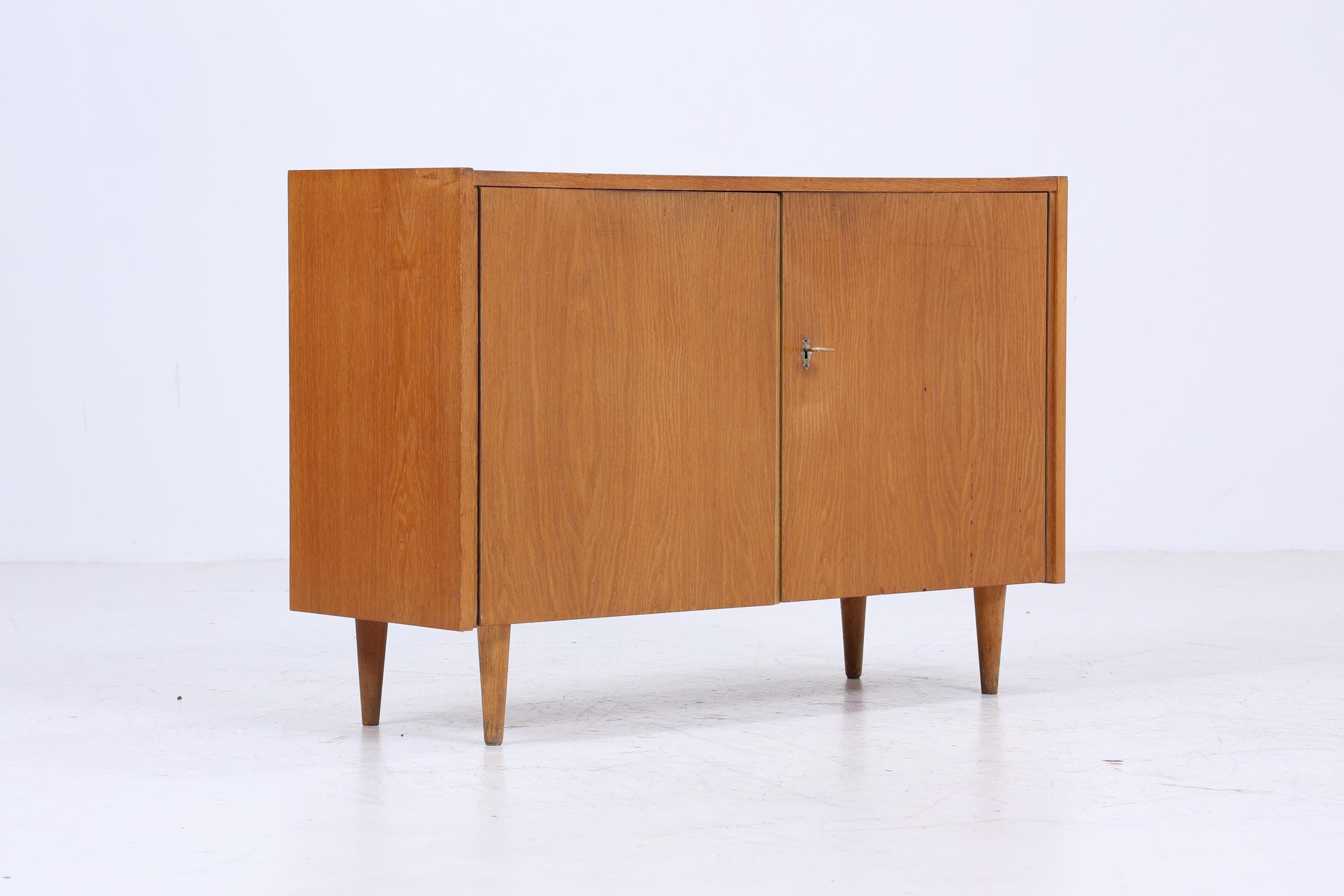 Vintage Hellerau 414/A Anrichte aus Eiche | Mid Century Kommode Schubladen Schrank | Holz Aufbewahrung