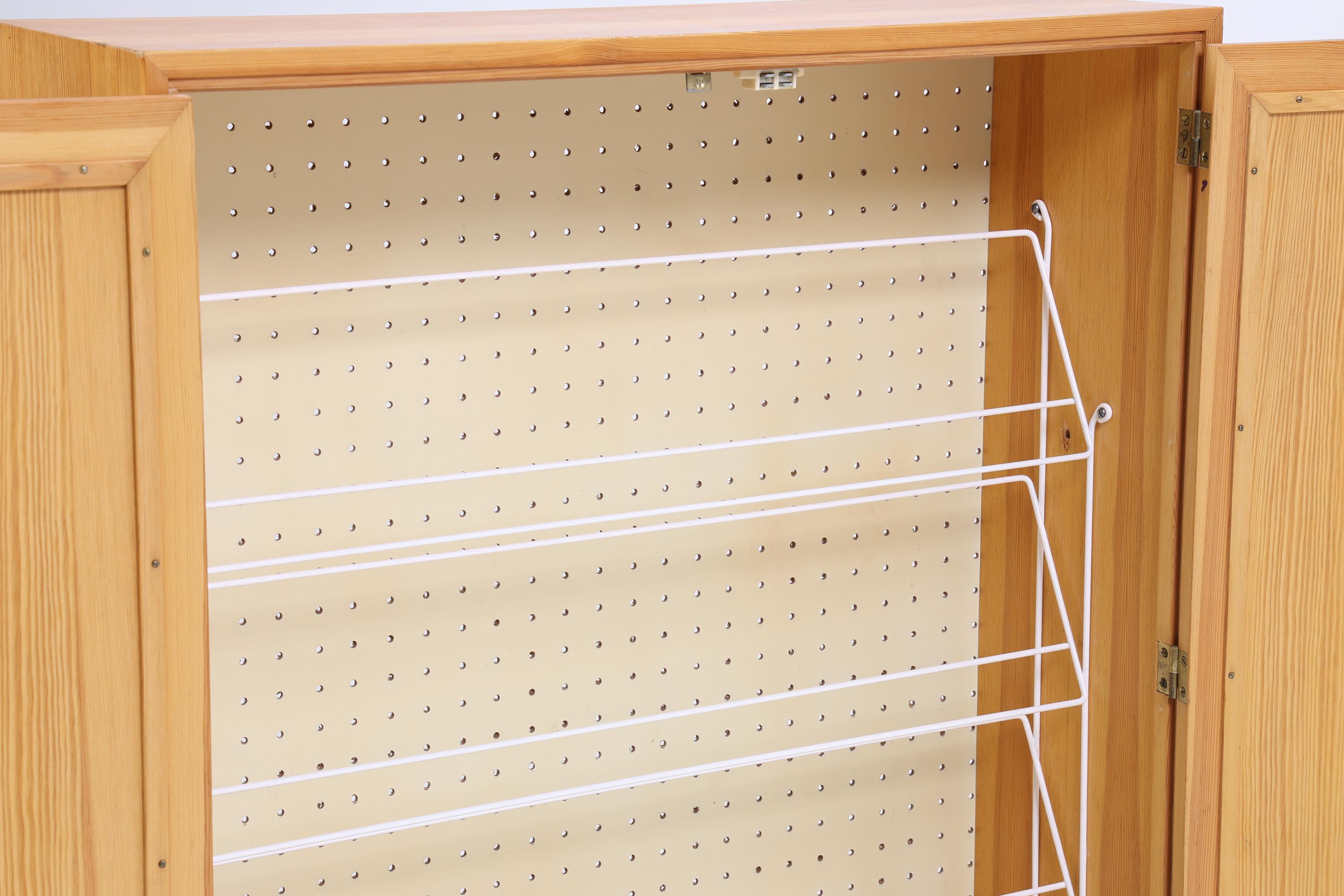Vintage Schuhkommode aus Kiefernholz | Mid Century Schrank Kommode Retro Schuhschrank Flur Holz Aufbewahrung 60er 70er Jahre