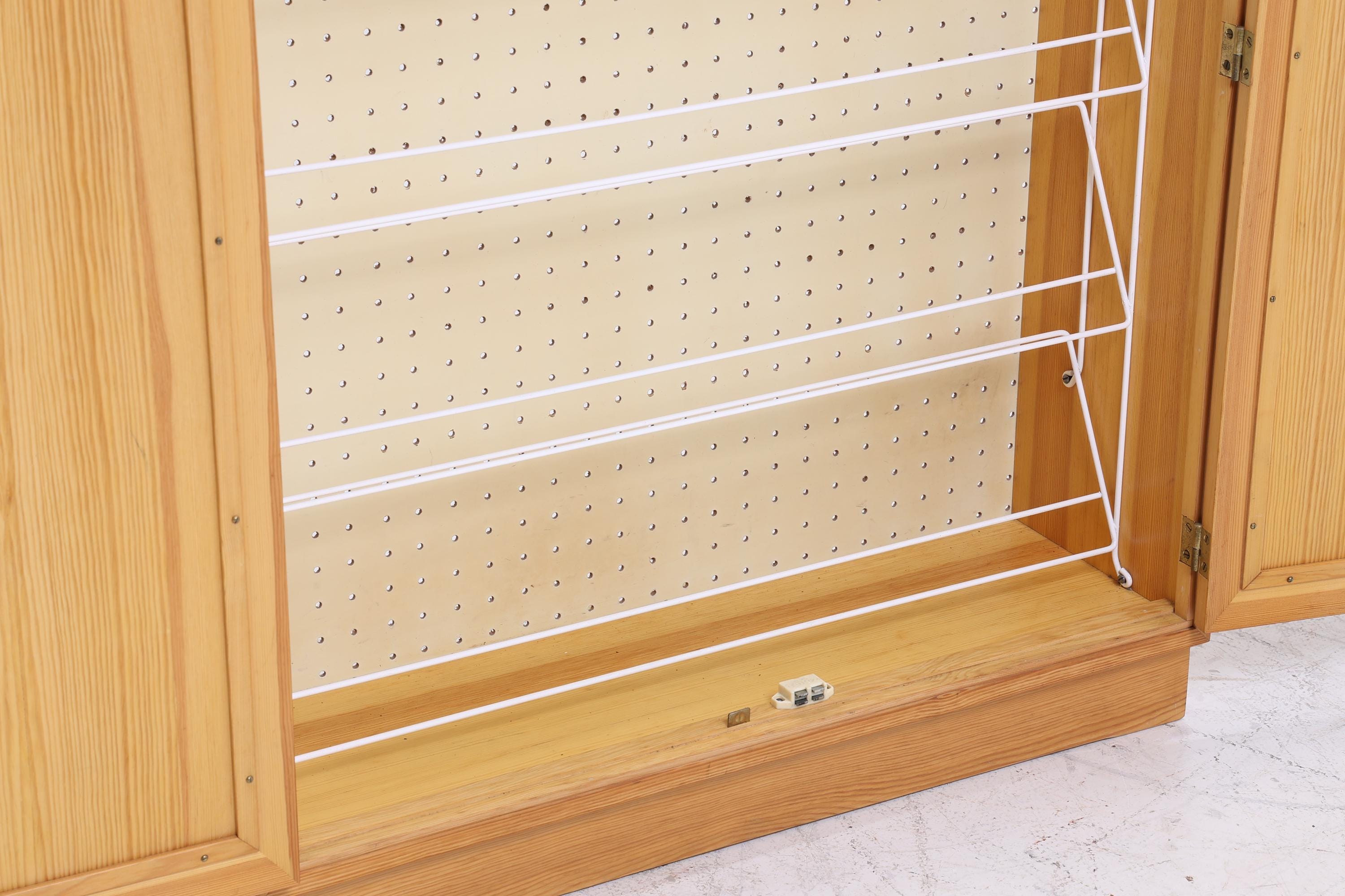 Vintage Schuhkommode aus Kiefernholz | Mid Century Schrank Kommode Retro Schuhschrank Flur Holz Aufbewahrung 60er 70er Jahre