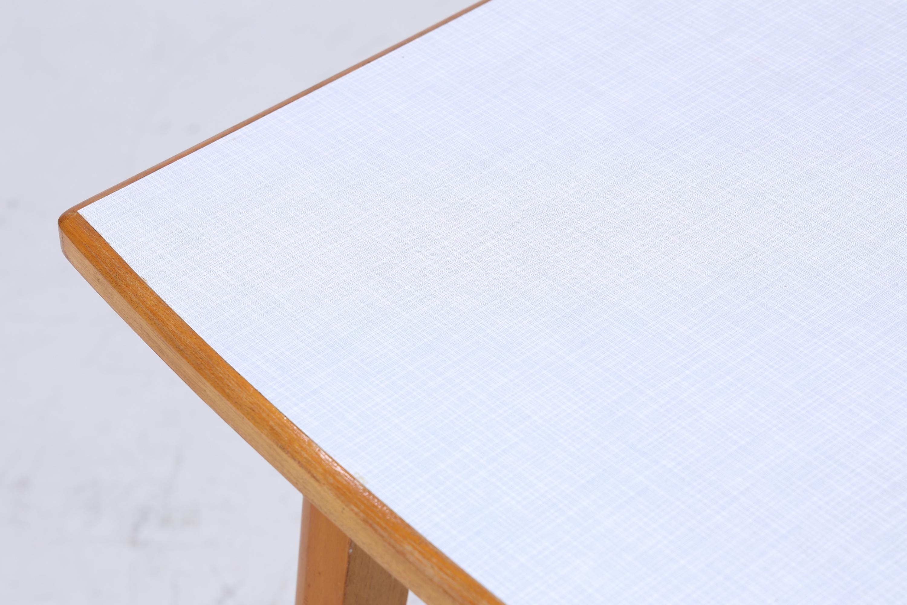 Kleiner Vintage Küchentisch 60er Jahre | Mid Century Esstisch Tisch Retro 70er Holz Resopal