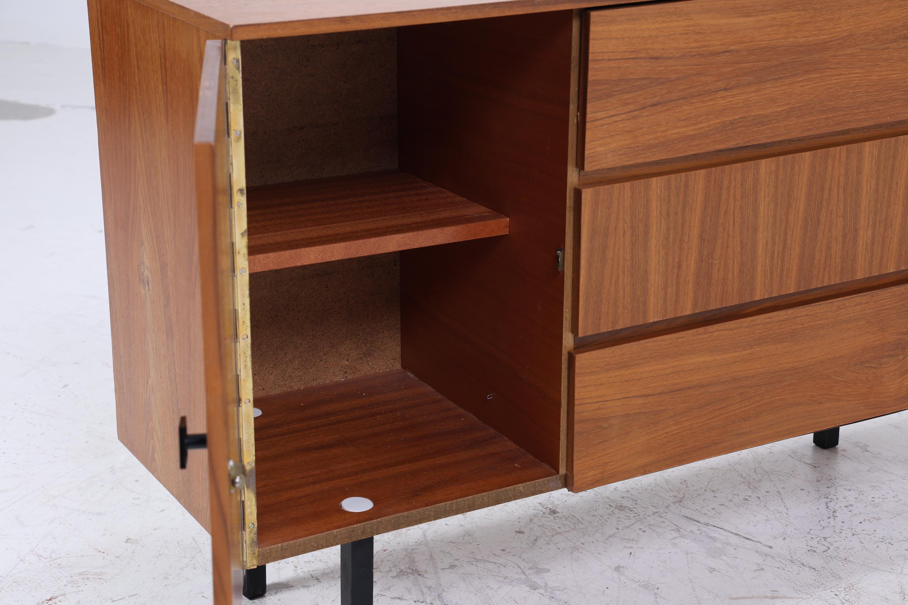 Vintage Kommode 60er Jahre | Mid Century Sideboard mit Klapptüren 60er Jahre Aufbewahrung Retro 70er Holz
