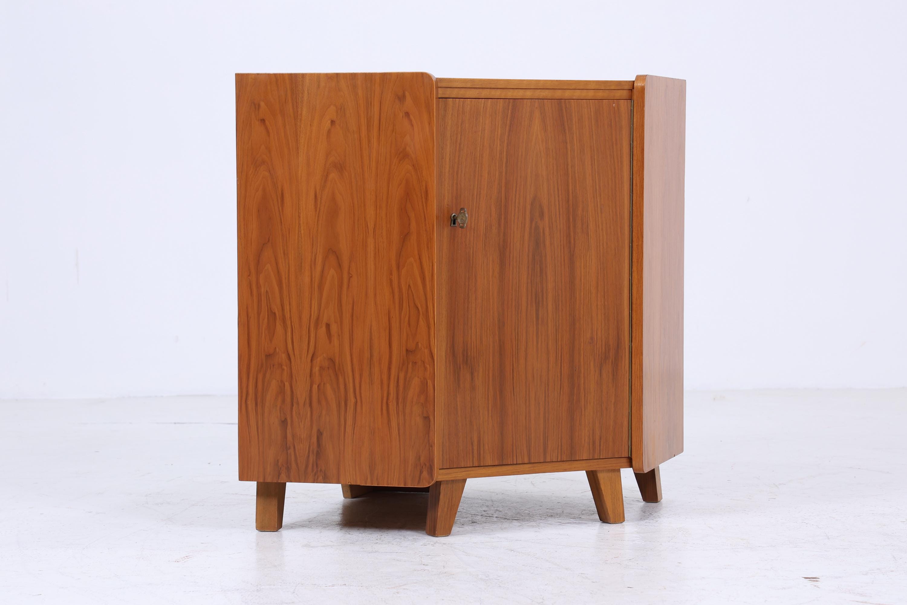 ❌SALE❌ Vintage Nussbaum Eckkommode von Tepe 60er Jahre | Mid Century Kommode Schrank Retro 70er Holz Aufbewahrung