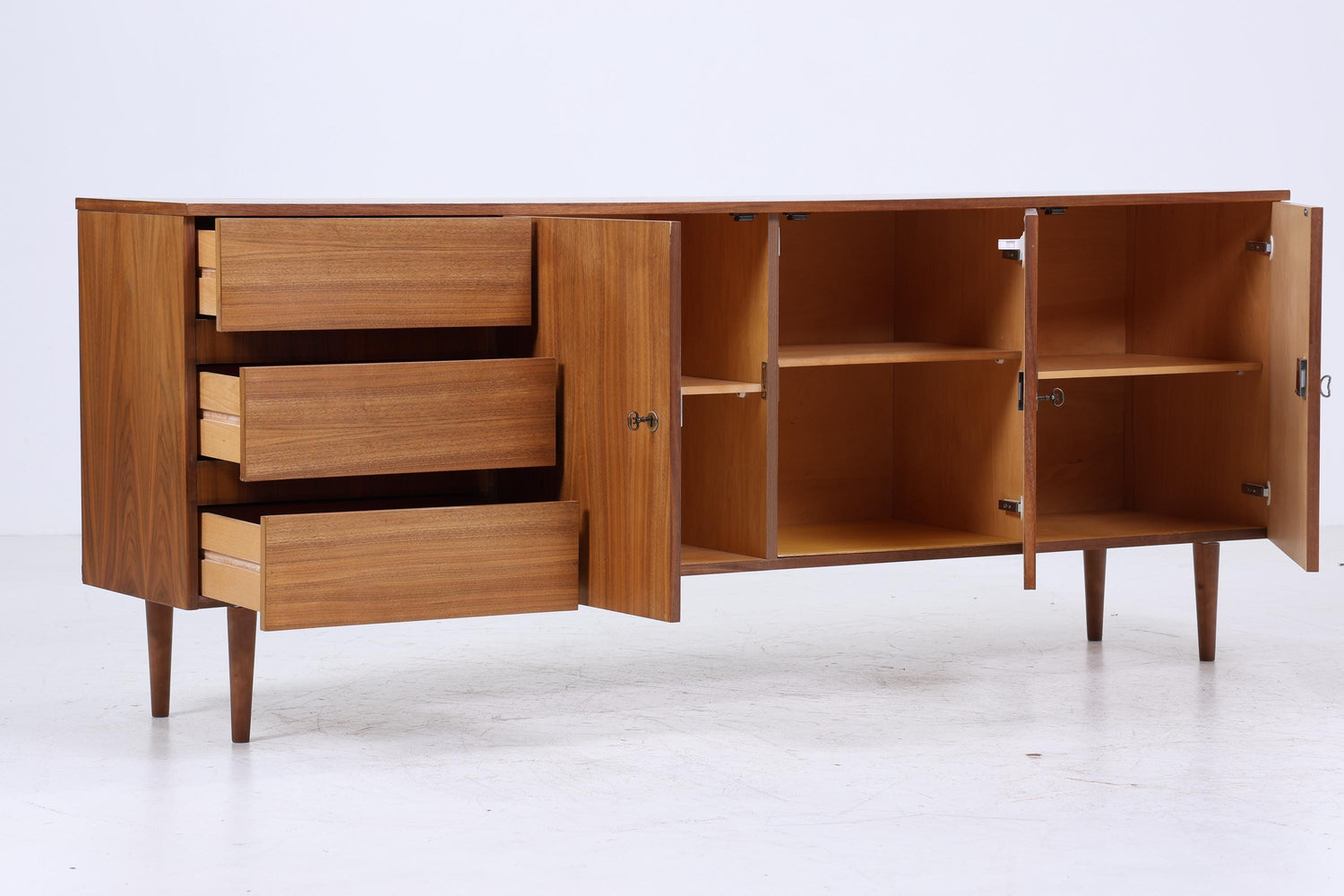 Vintage Nussbaum Sideboard 60er Jahre | Mid Century TV Board mit Schubladen & Fächern Retro Holz Aufbewahrung