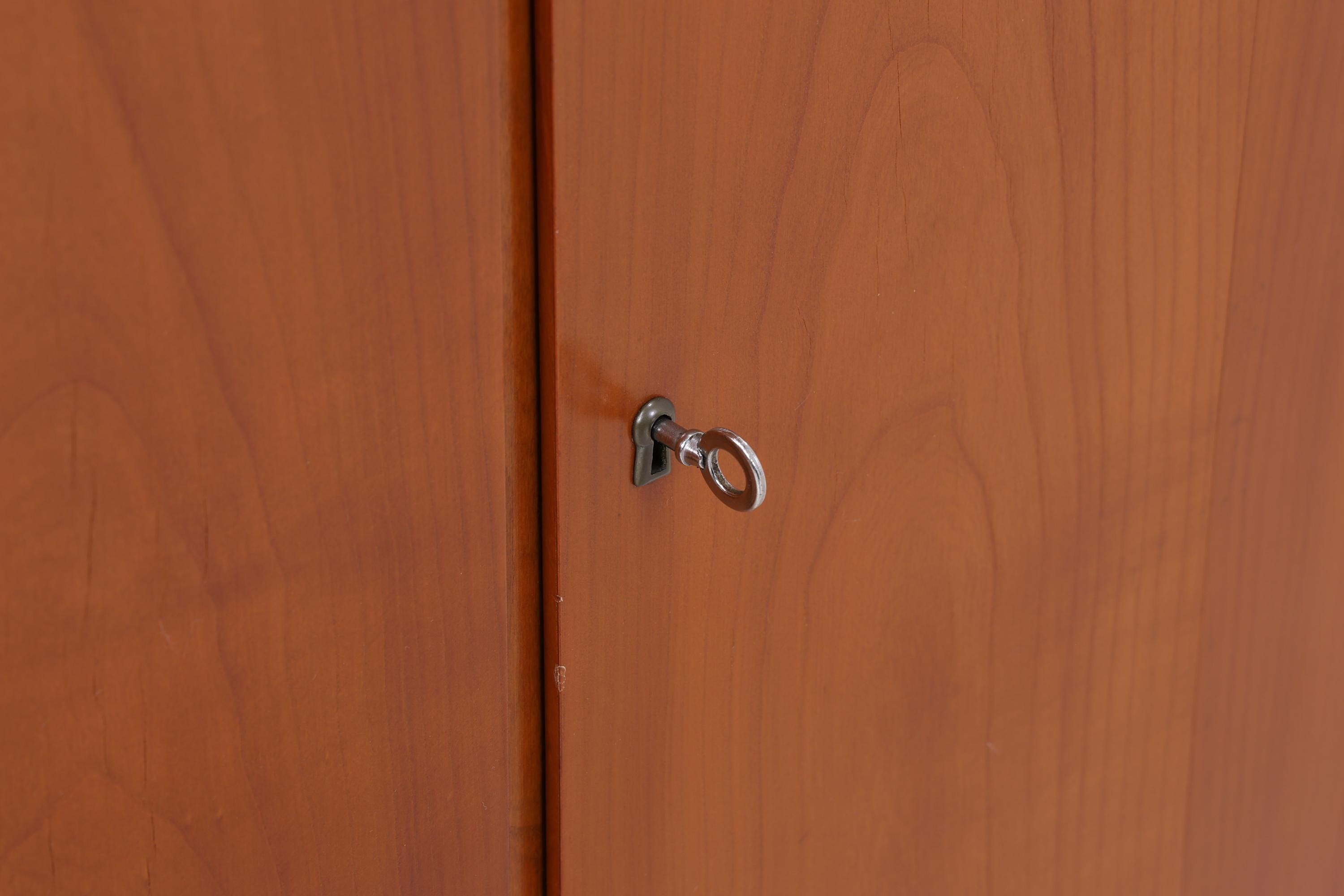 Zeitloser Vintage Schrank 60er Jahre | Mid Century Wäscheschrank Schubladen Fächerschrank Holz Retro Aufbewahrung