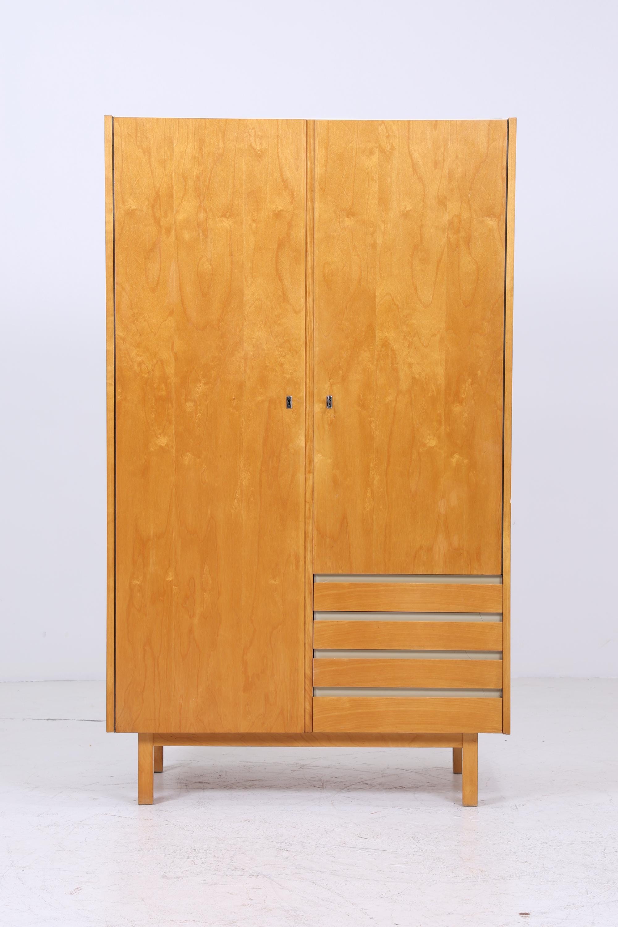 Schöner Hellerau Wäscheschrank 794/1a 60er Jahre | Mid Century Kleiderschrank Fächerschrank aus Eiche Retro 70er