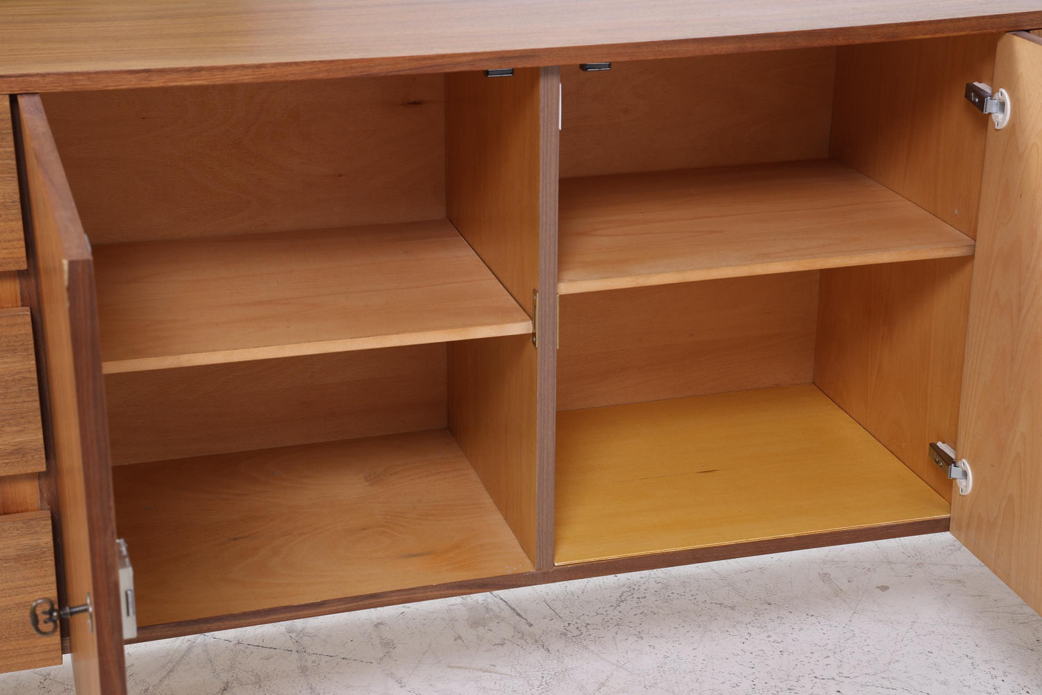 Vintage Nussbaum Sideboard 60er Jahre | Mid Century TV Board mit Schubladen & Fächern Retro Holz Aufbewahrung