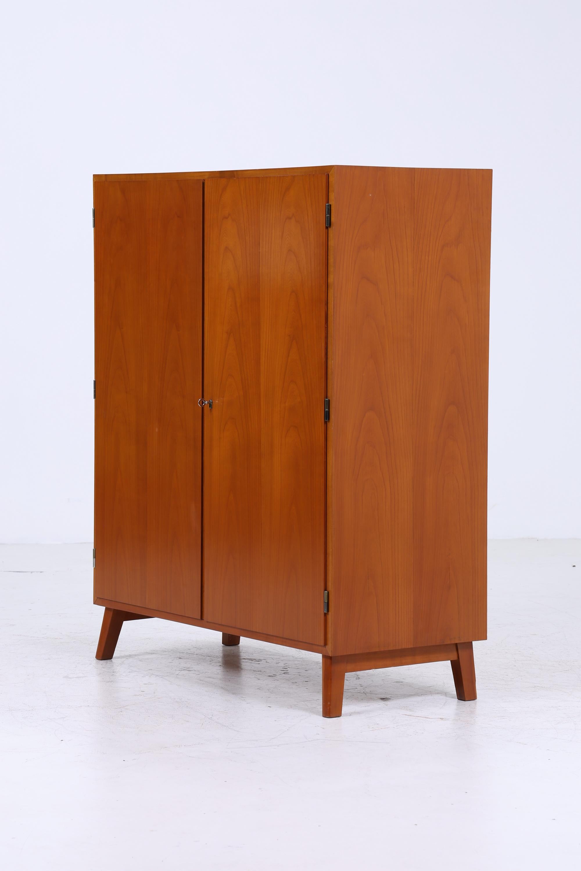 Zeitloser Vintage Schrank 60er Jahre | Mid Century Wäscheschrank Schubladen Fächerschrank Holz Retro Aufbewahrung