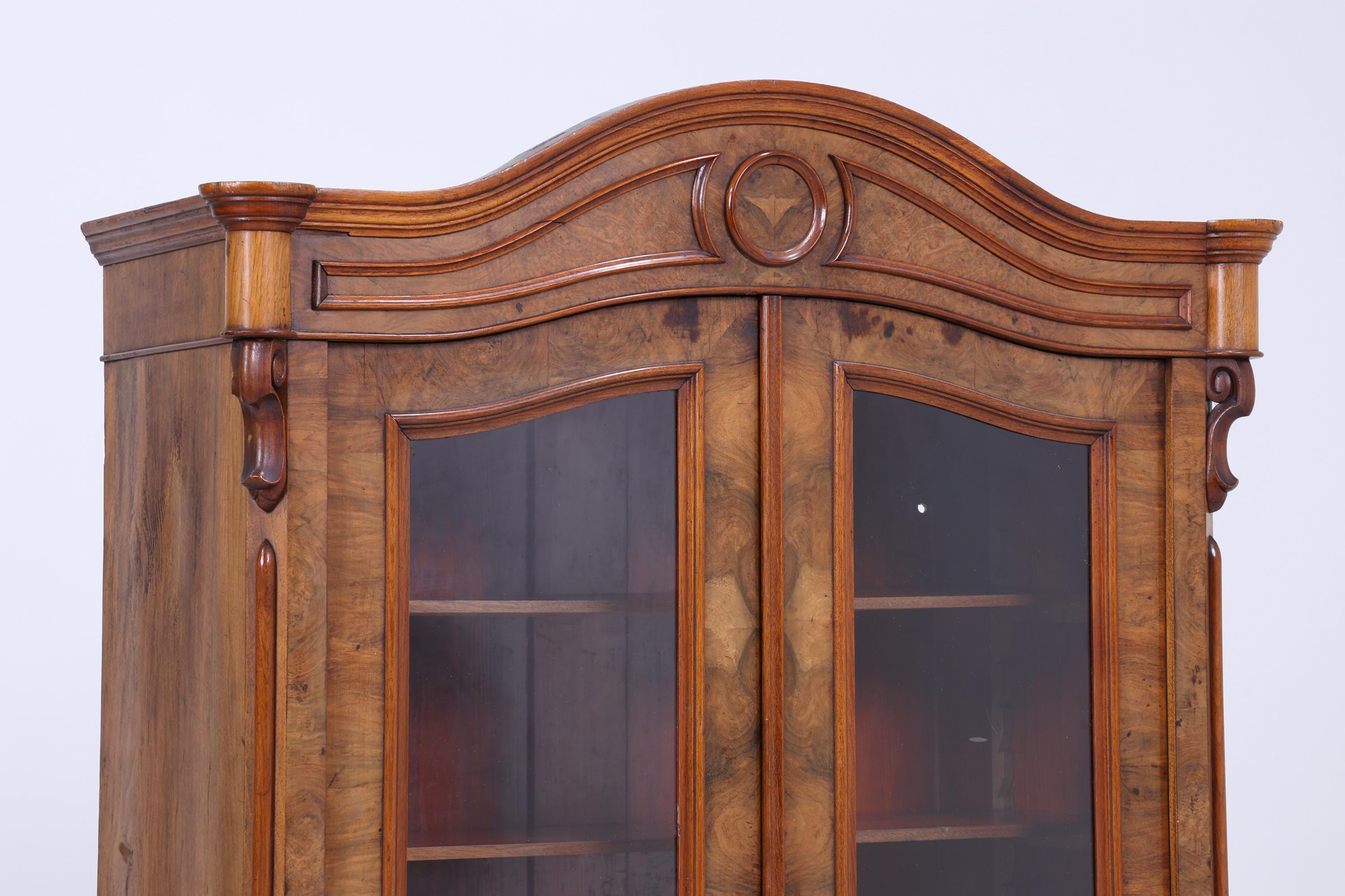 Antiker Vitrinenschrank im Louis Phillipe Stil | Vintage Küchenschrank | Holzschrank mit Glasfront