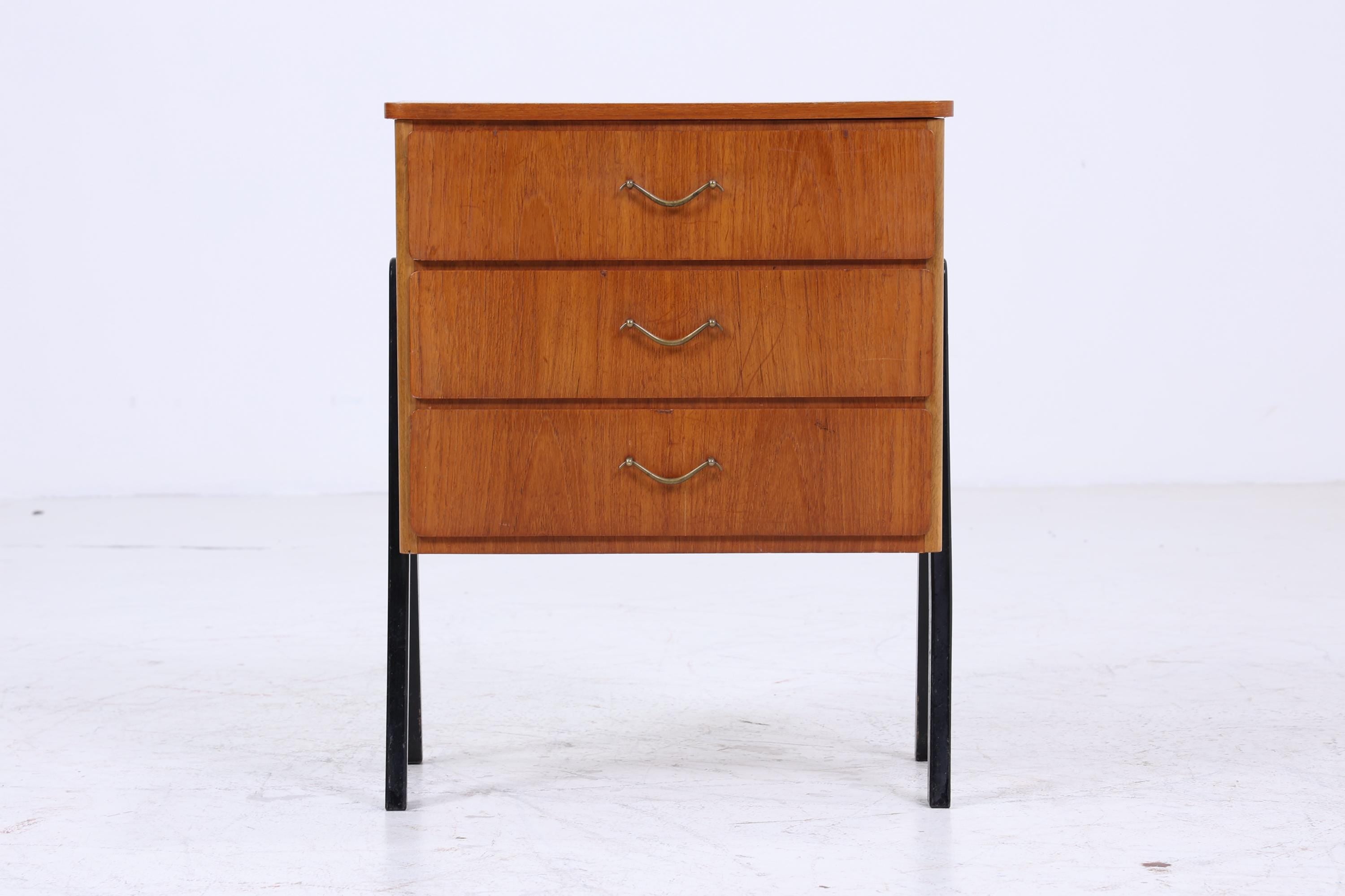 Vintage Teak Nachttisch aus den 60ern | Mid Century Nachtkommode 70er Jahre | Beistelltische aus Echtholz