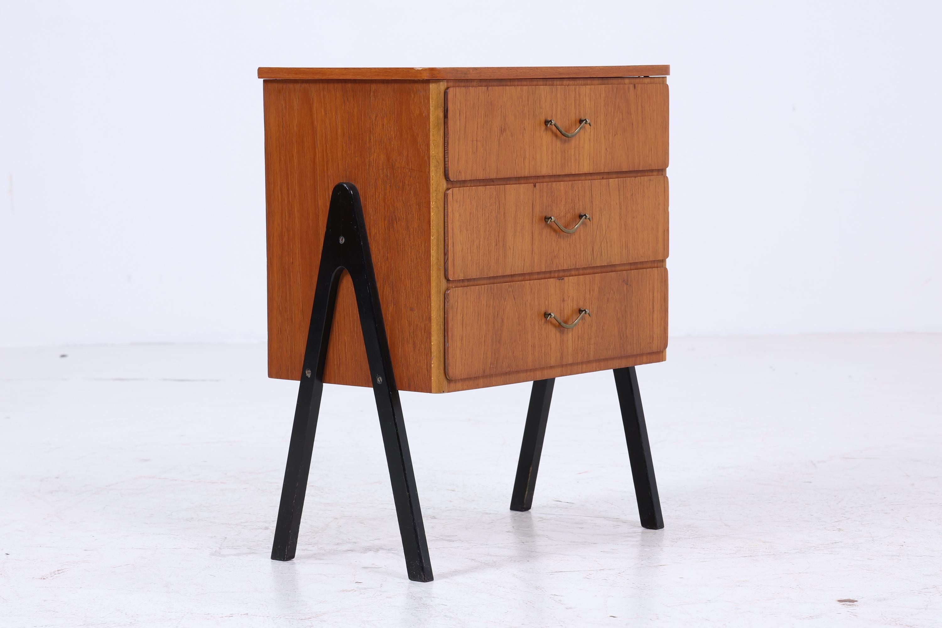 Vintage Teak Nachttisch aus den 60ern | Mid Century Nachtkommode 70er Jahre | Beistelltische aus Echtholz