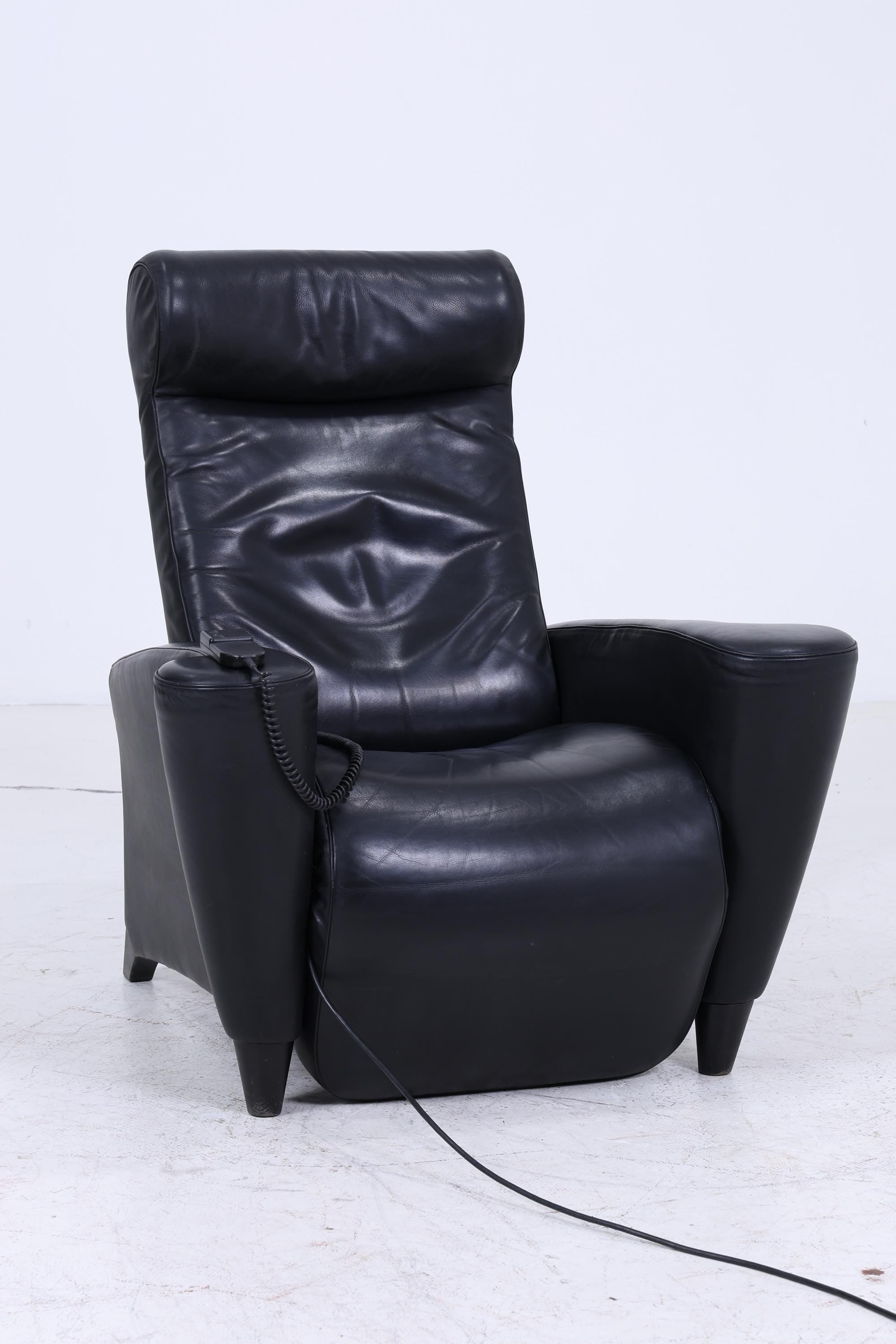 Vintage Leder Sessel mit elektrischer Verstellfunktion | Retro Chair Sessel Schwarz