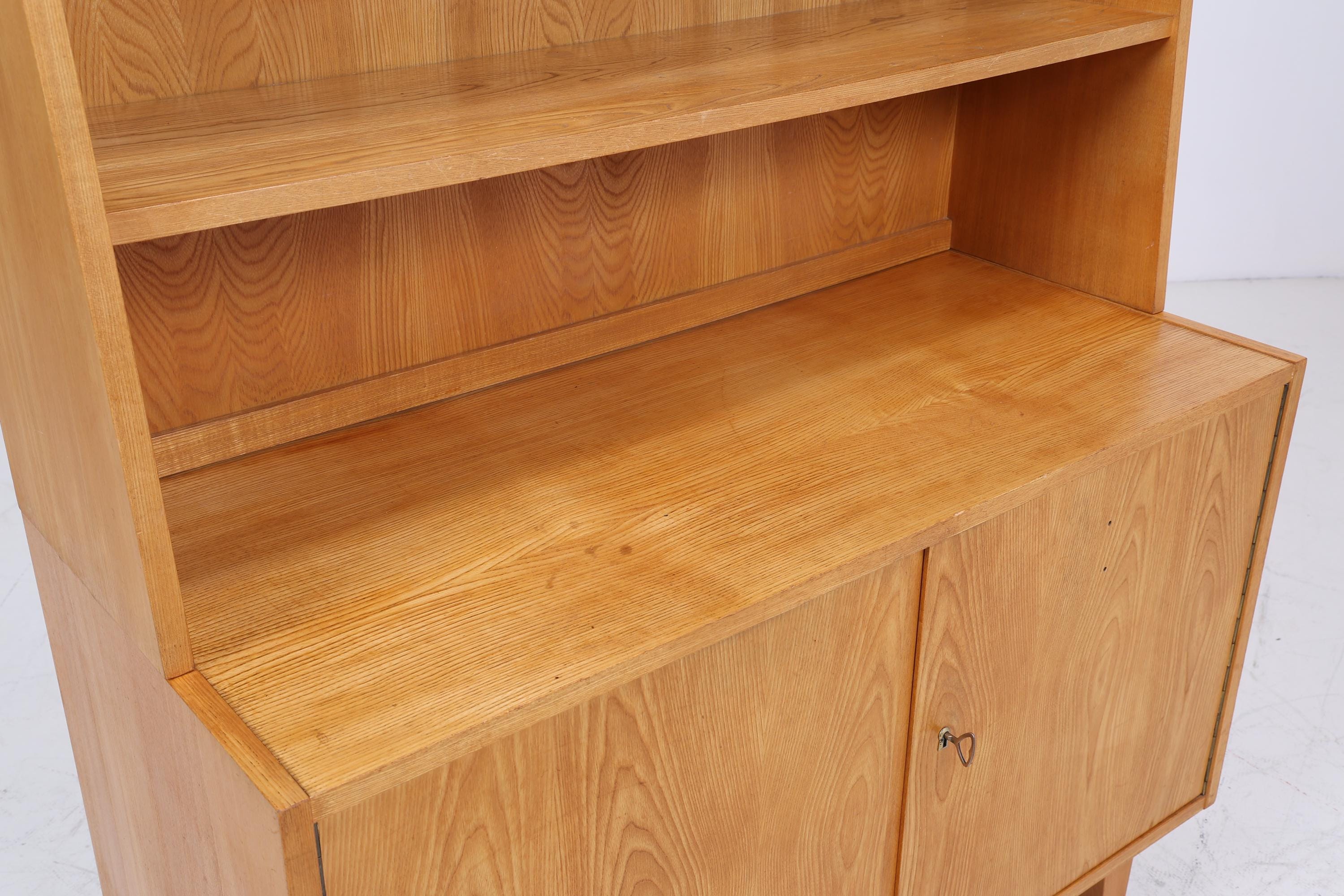 Vintage Hellerau Regal der Serie 602 | Mid Century Bücherregal Schmal | Retro Holz Aufbewahrung 60er 70er Jahre