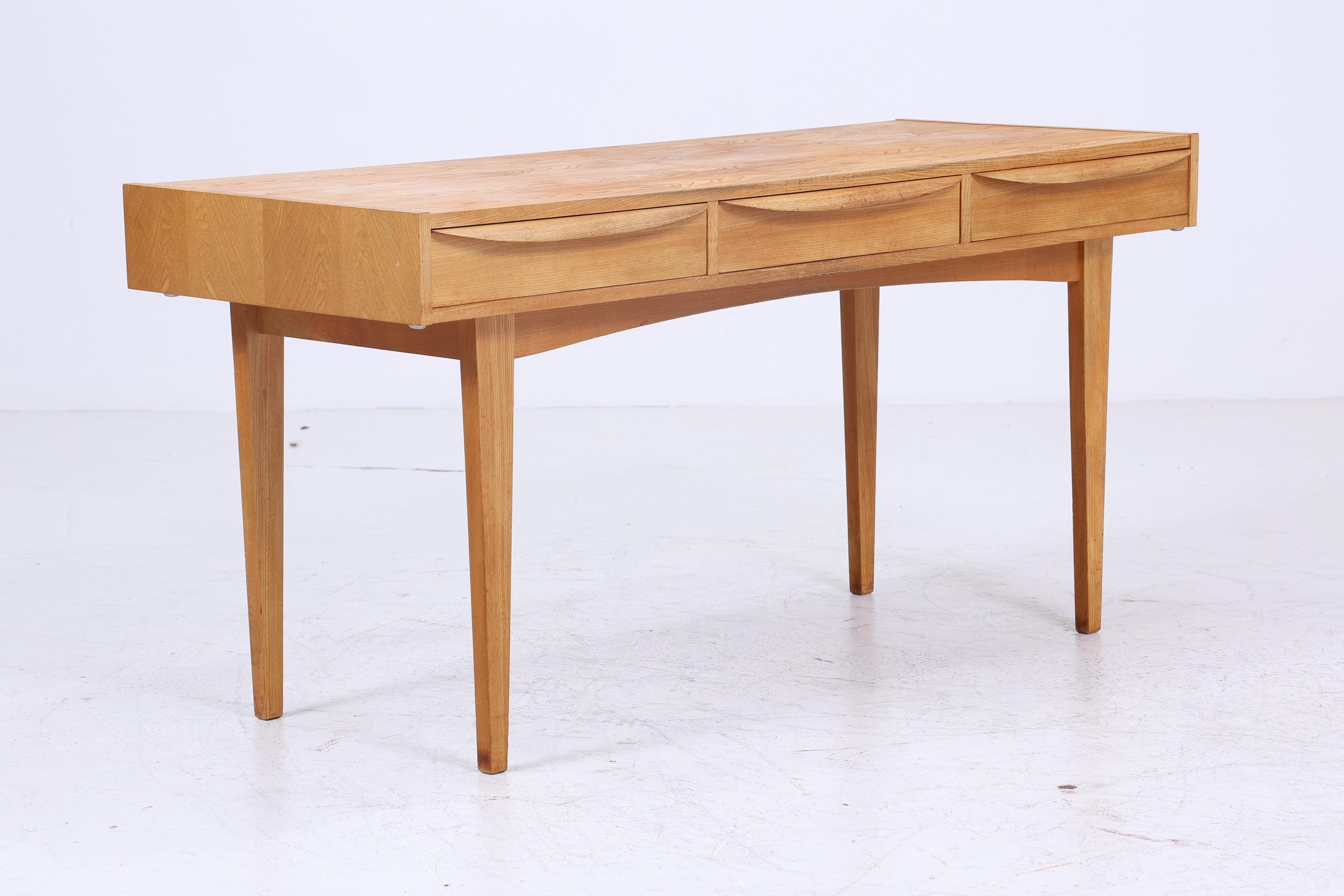 Wunderschöner Vintage Hellerau Schreibtisch der Serie 602 | Mid Century 60er Jahre Schubladen Arbeitstisch Bürotisch Tisch Retro Holz