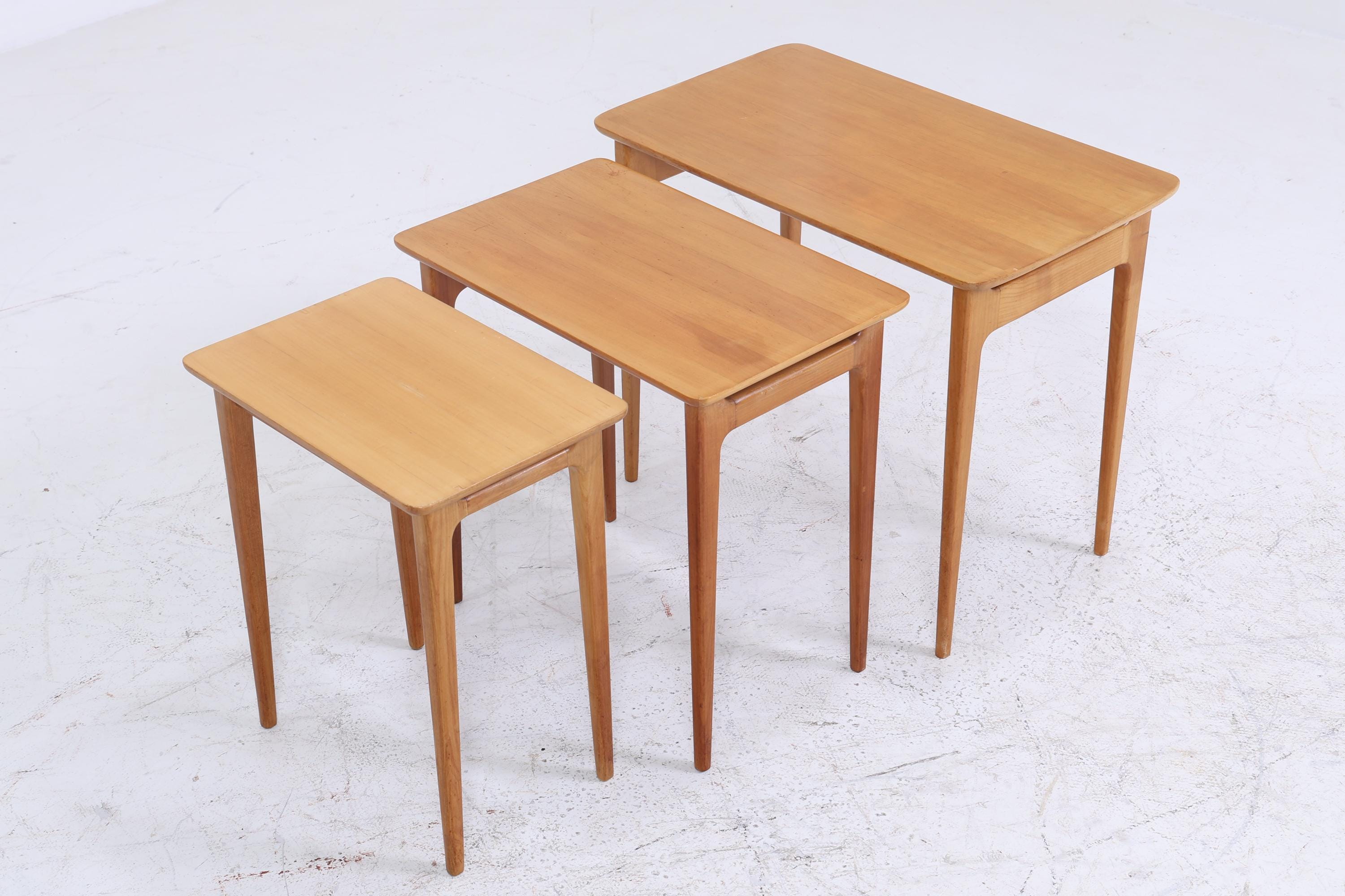 Vintage Satztische 60er Jahre | Mid Century Couchtische | 3 Beistelltische 60er Jahre Eckig Holz