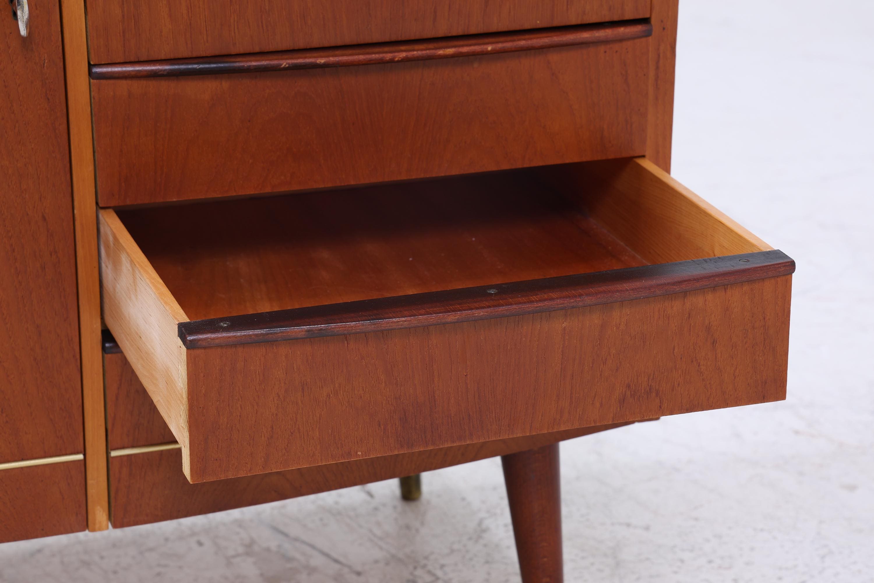 Vintage Teak Kommode mit ausziehbarer Schreibplatte | Mid Century Schubladen Schrank Holz Aufbewahrung 60er Jahre