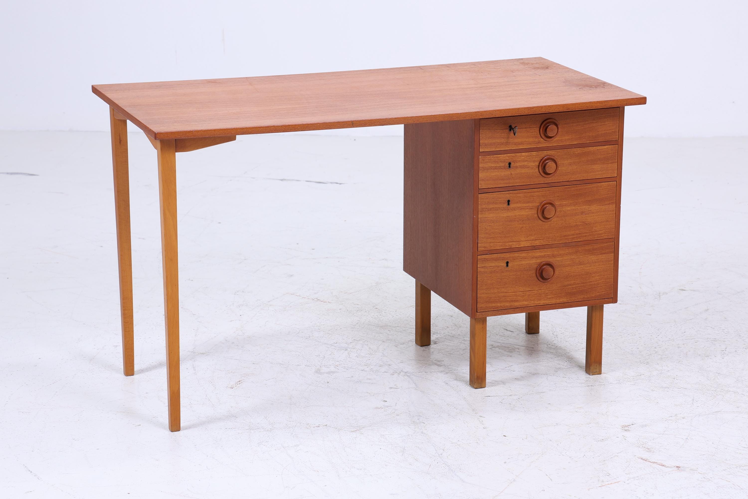 Vintage Teak Schreibtisch aus den 60ern | Mid Century Schubladen Arbeitstisch Bürotisch Tisch Retro Holz