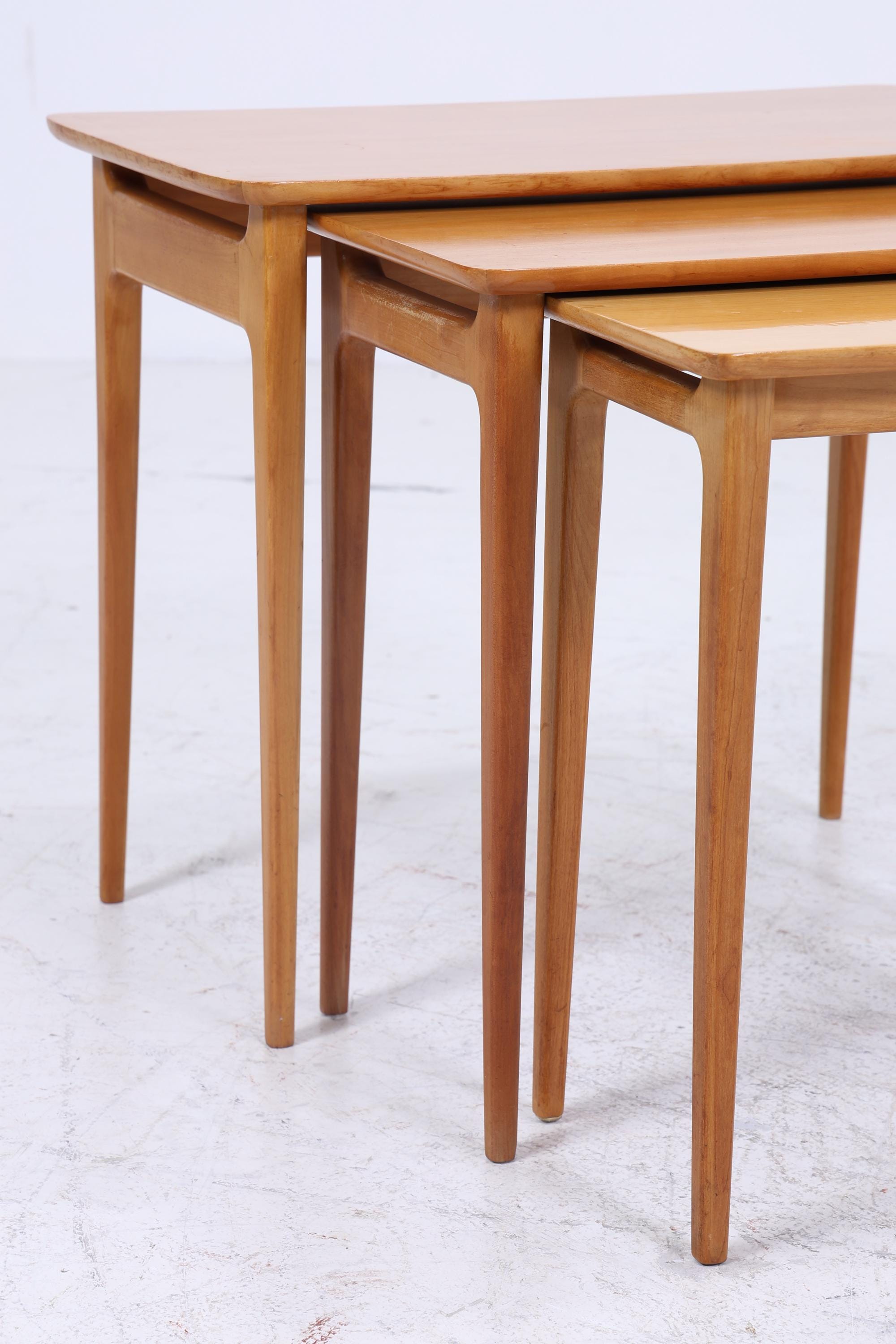 Vintage Satztische 60er Jahre | Mid Century Couchtische | 3 Beistelltische 60er Jahre Eckig Holz