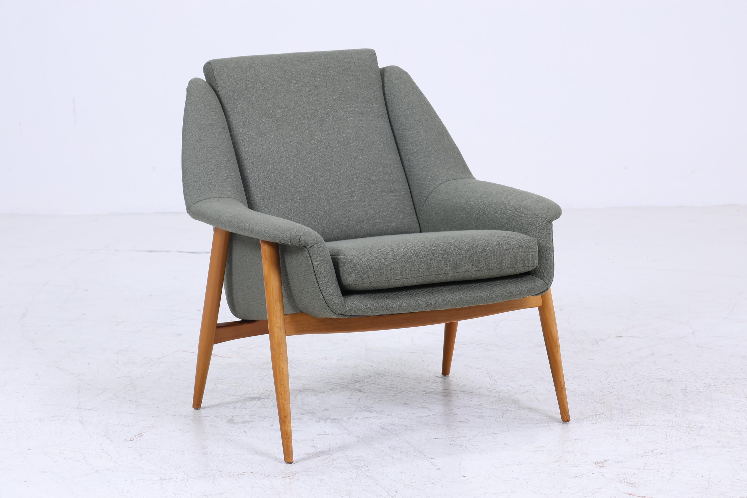 2 Vintage Armlehnsessel von Wilhelm Knoll für Cassina 60er Jahre | Design Mid Century Stuhl Olivgrün Retro Holz Wohnzimmer 70er