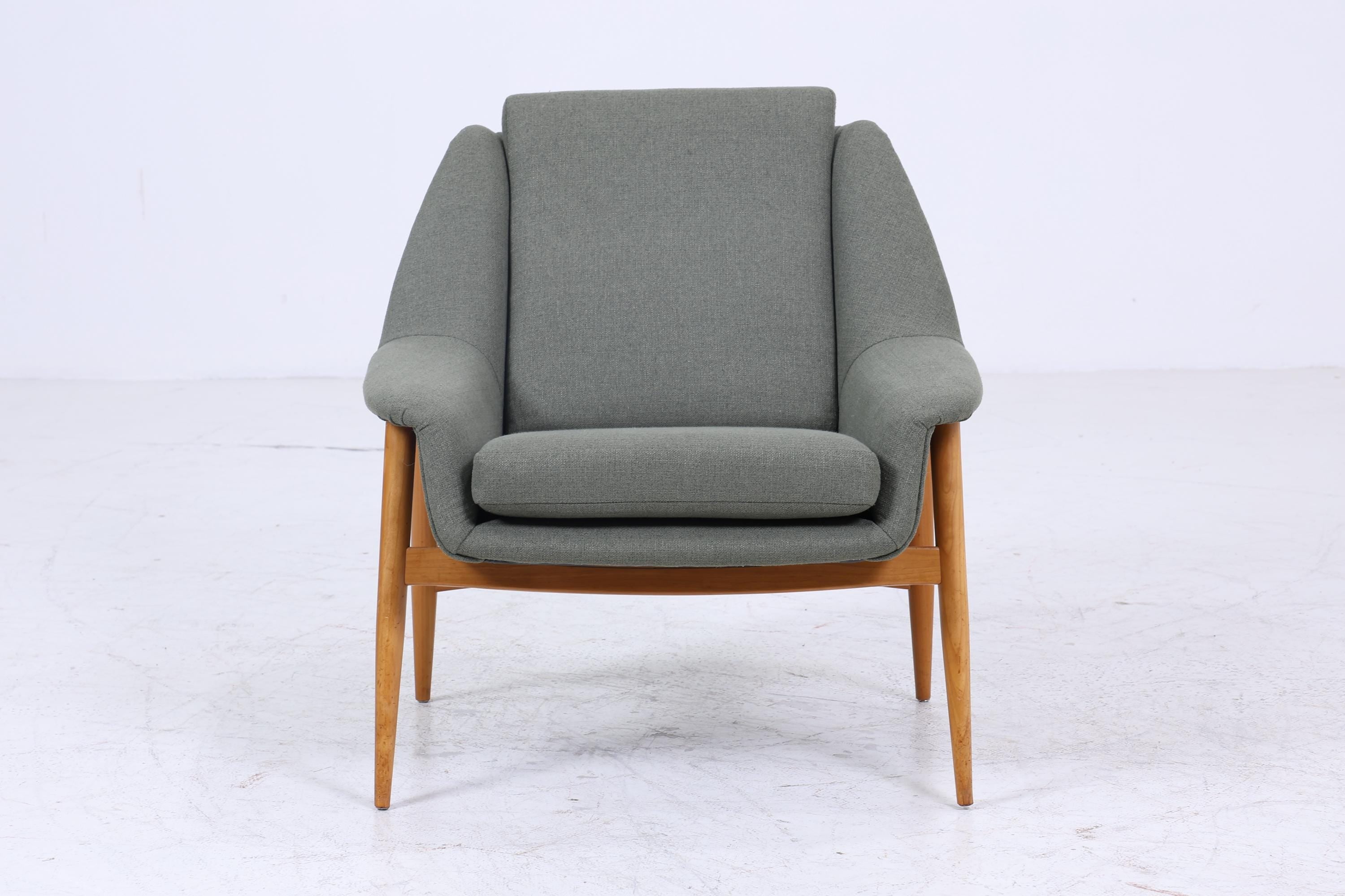 2 Vintage Armlehnsessel von Wilhelm Knoll für Cassina 60er Jahre | Design Mid Century Stuhl Olivgrün Retro Holz Wohnzimmer 70er