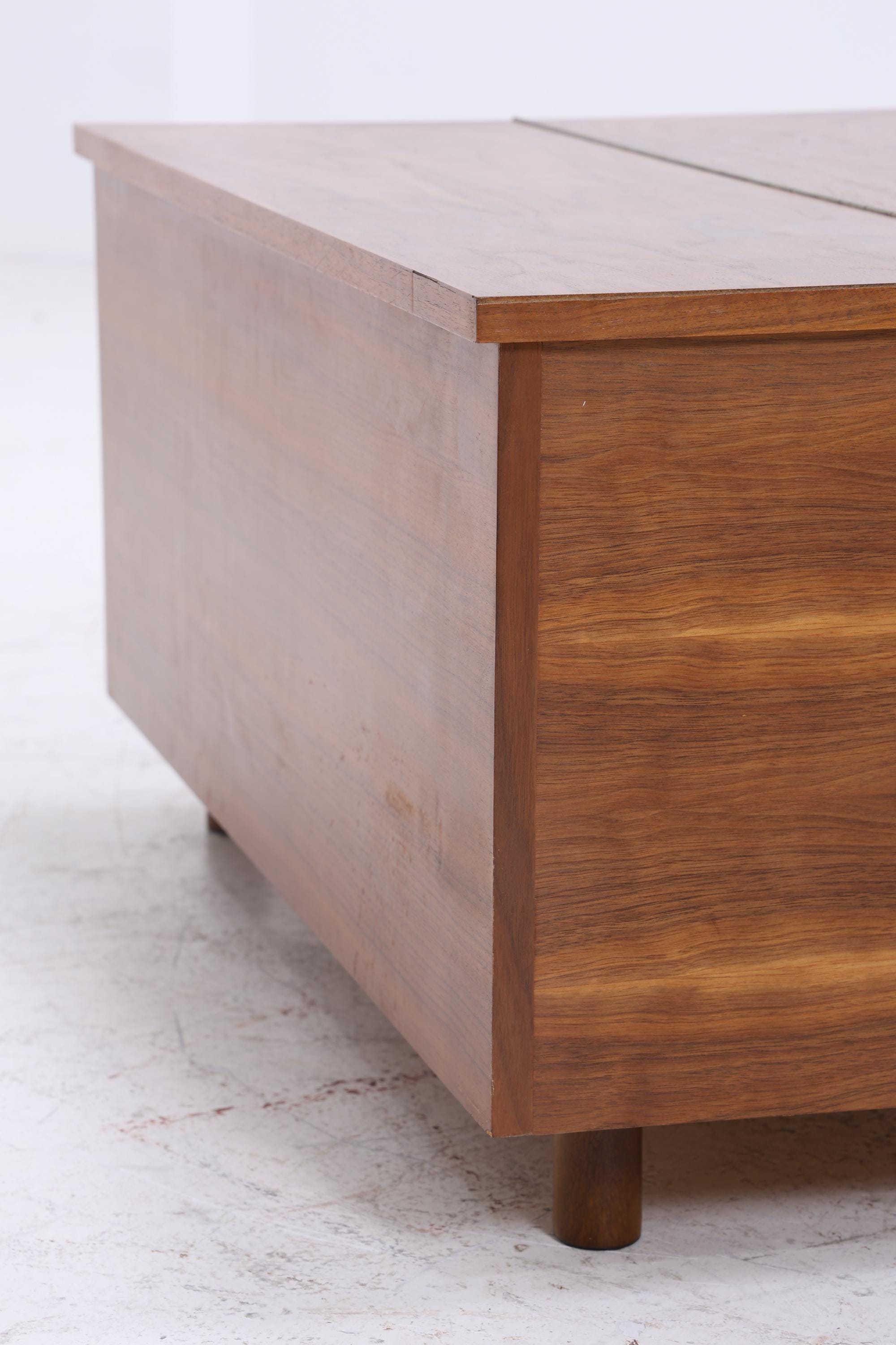 Wunderschöner Vintage Couchtisch | Mid Century Tisch mit Klappe 60er Jahre Retro Wohnzimmer