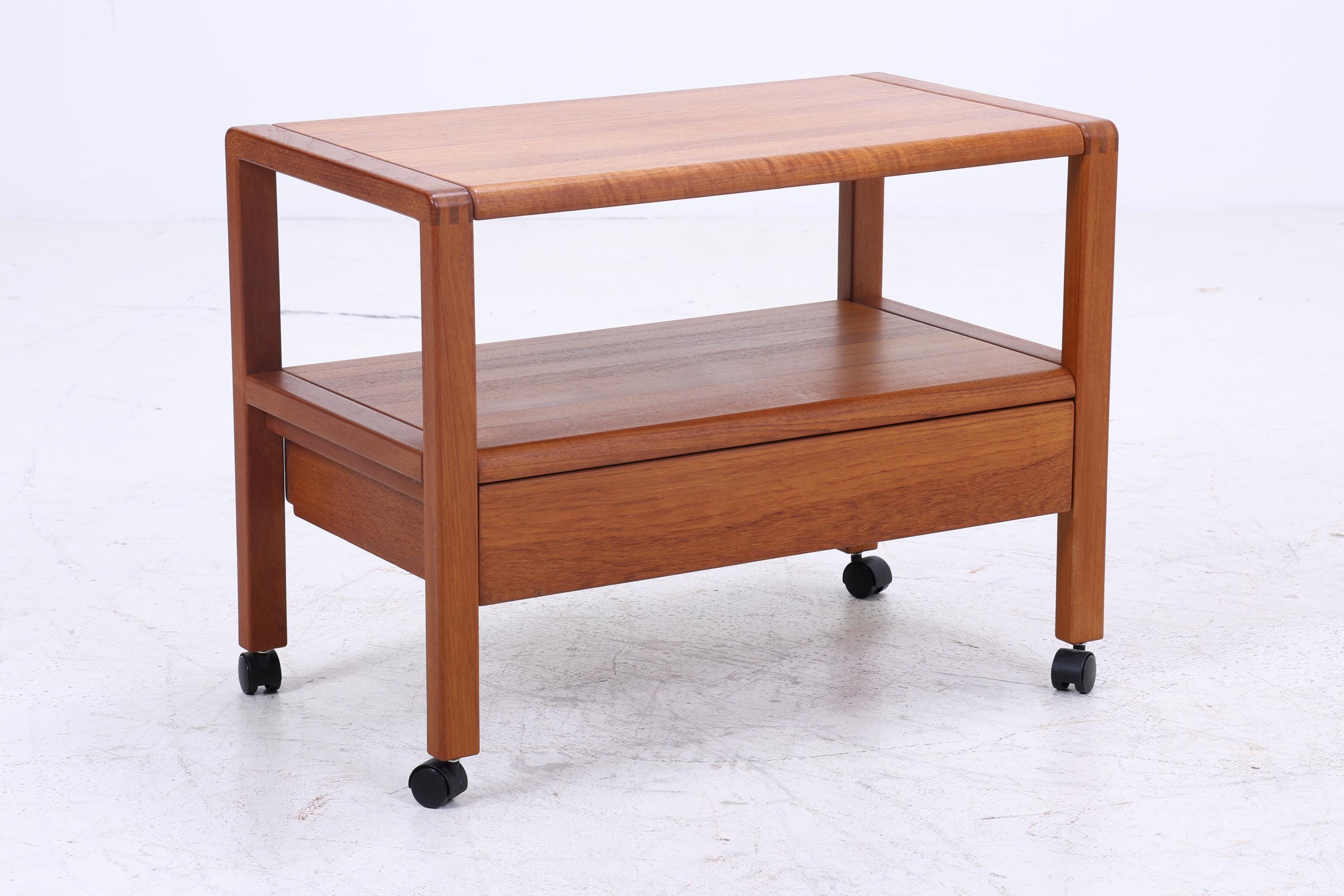 Vintage Teak Servierwagen aus den 60ern | Mid Century Tisch Telefontisch Beistelltisch Retro