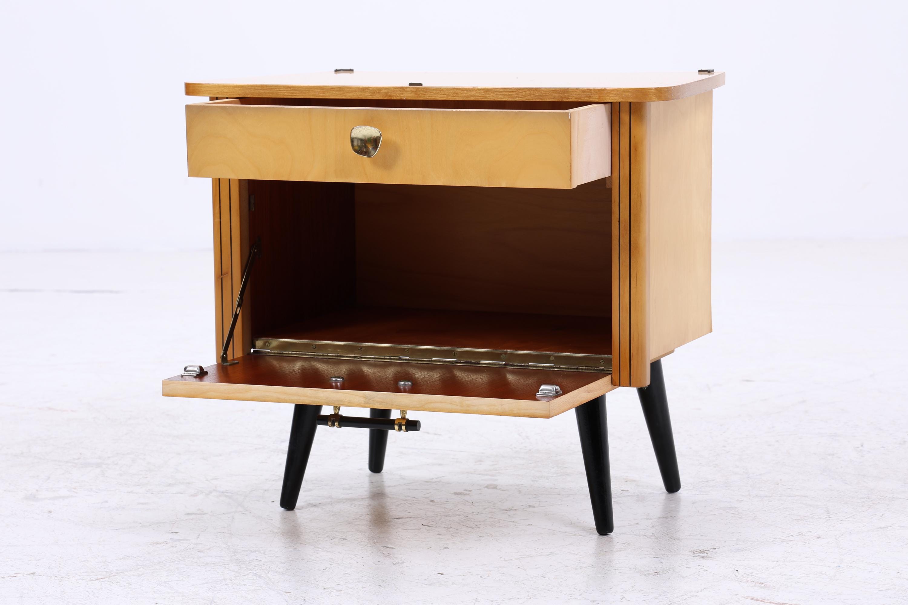 2er Set Vintage Nachttische der 60er | Mid Century Mini Kommode mit Klappe & Schublade | Stilvolle Holz Aufbewahrung Schlafzimmer Beige