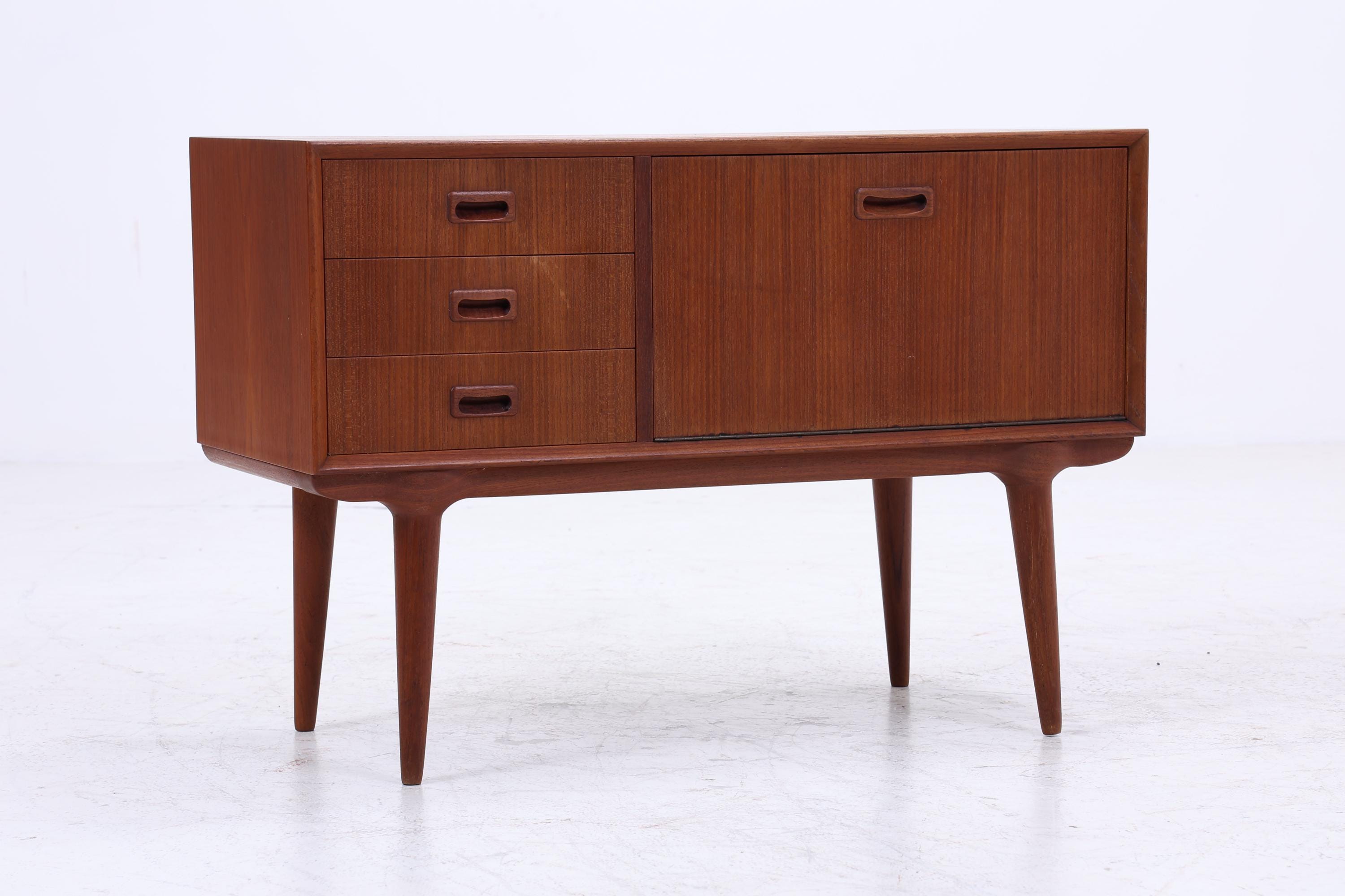 Kleine Vintage Teak Schubladen Kommode von Omann Jun | Mid Century Danish Design Lowboard Holz Aufbewahrung 60er Jahre Schrank