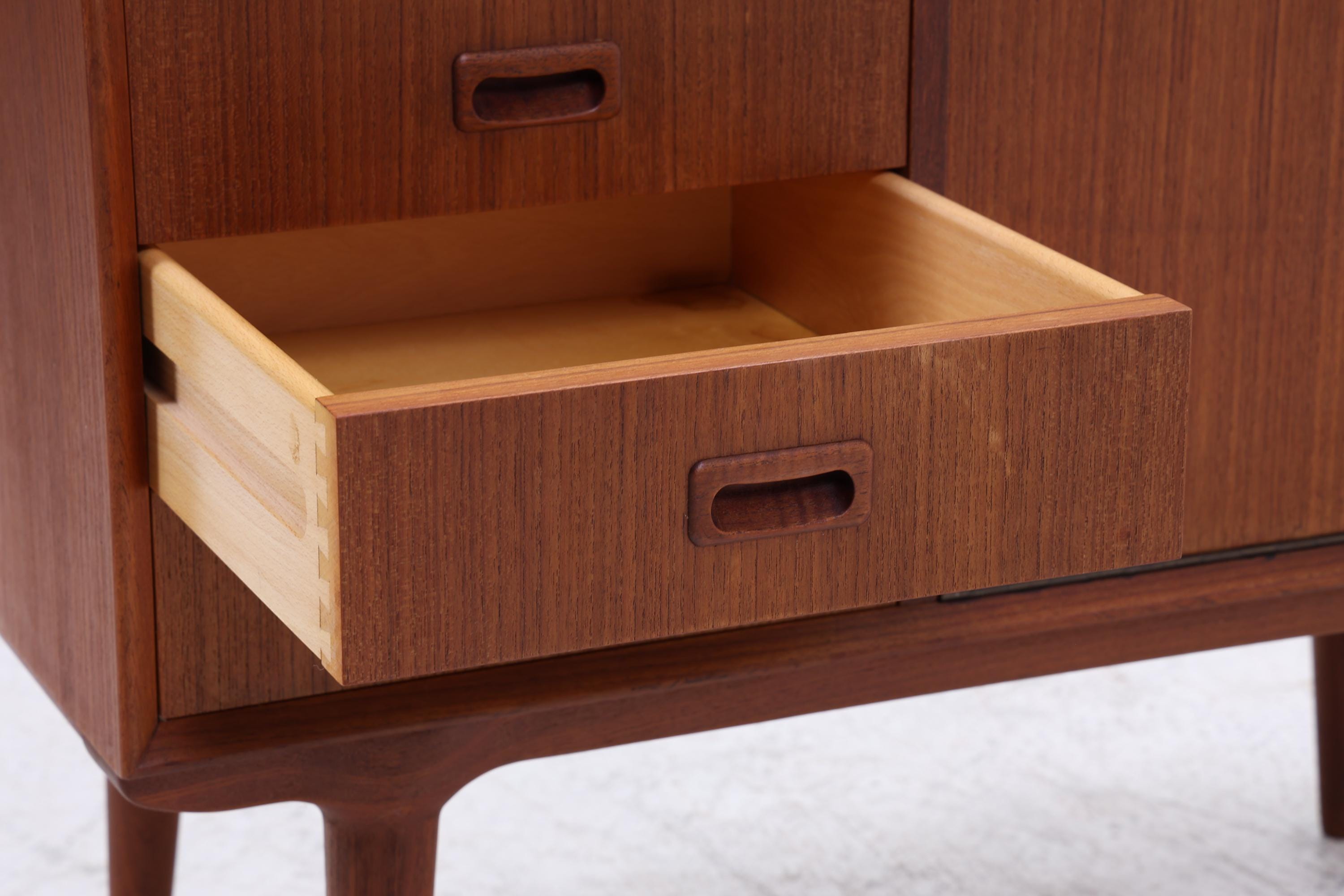 Kleine Vintage Teak Schubladen Kommode von Omann Jun | Mid Century Danish Design Lowboard Holz Aufbewahrung 60er Jahre Schrank