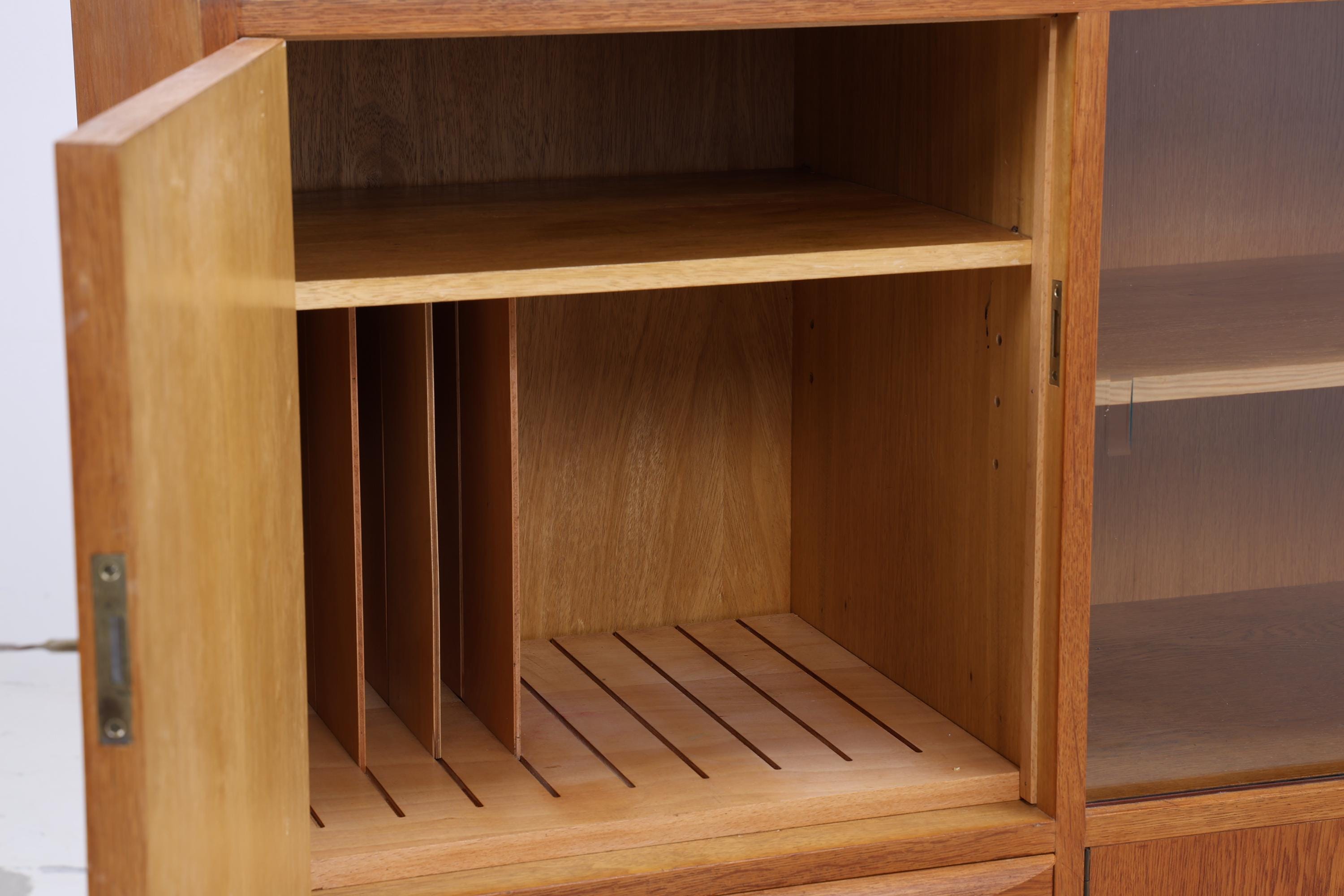 Hellerau Vintage Vitrineaus Eiche | Mid Century Highboard Serie 602 Franz Ehrlich Schrankwand Schrank Aufbewahrung