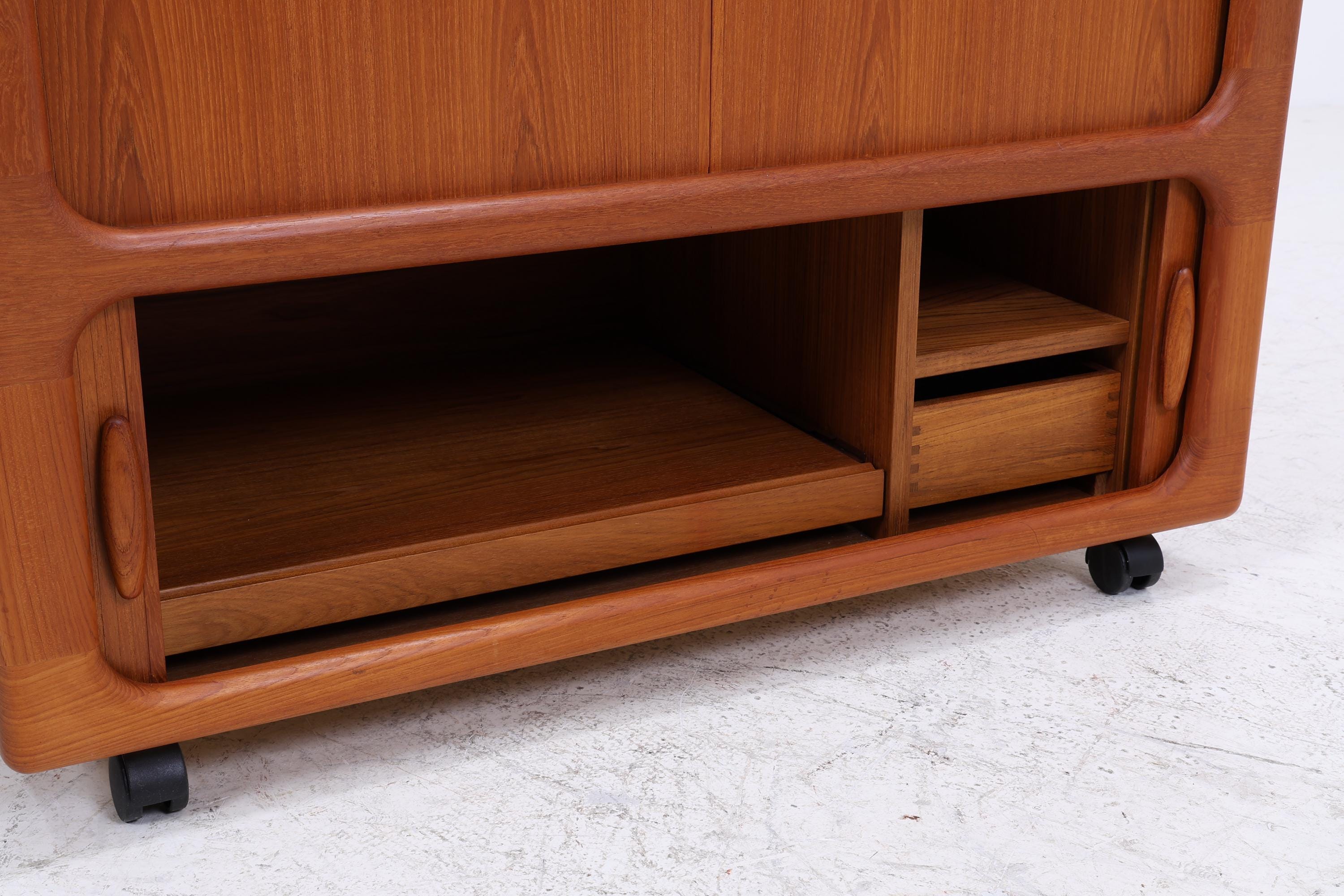 Dyrlund Teak Fernseherschrank aus den 60ern | Mid Century Schrank | Vintage Holz Aufbewahrung