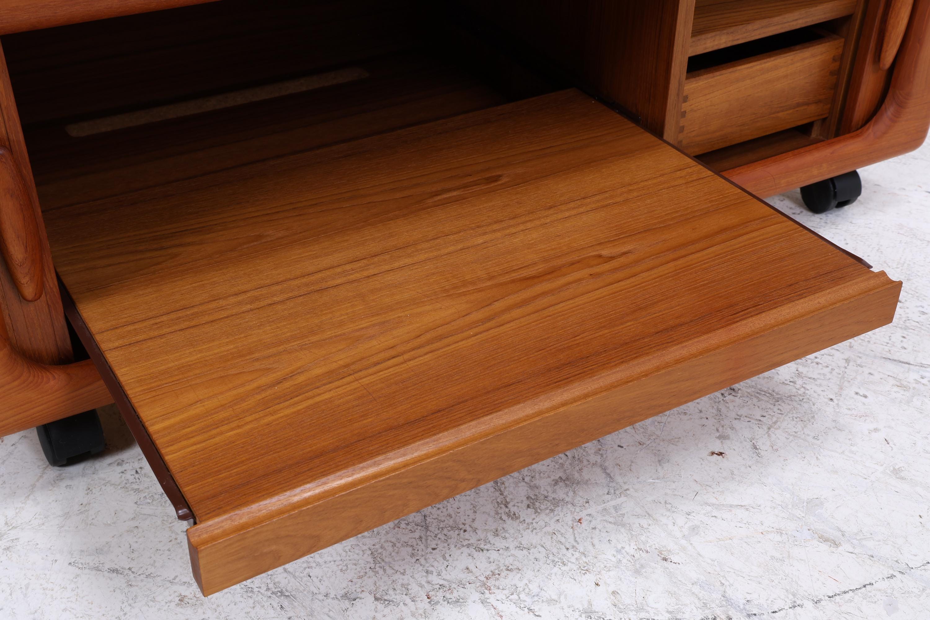 Dyrlund Teak Fernseherschrank aus den 60ern | Mid Century Schrank | Vintage Holz Aufbewahrung