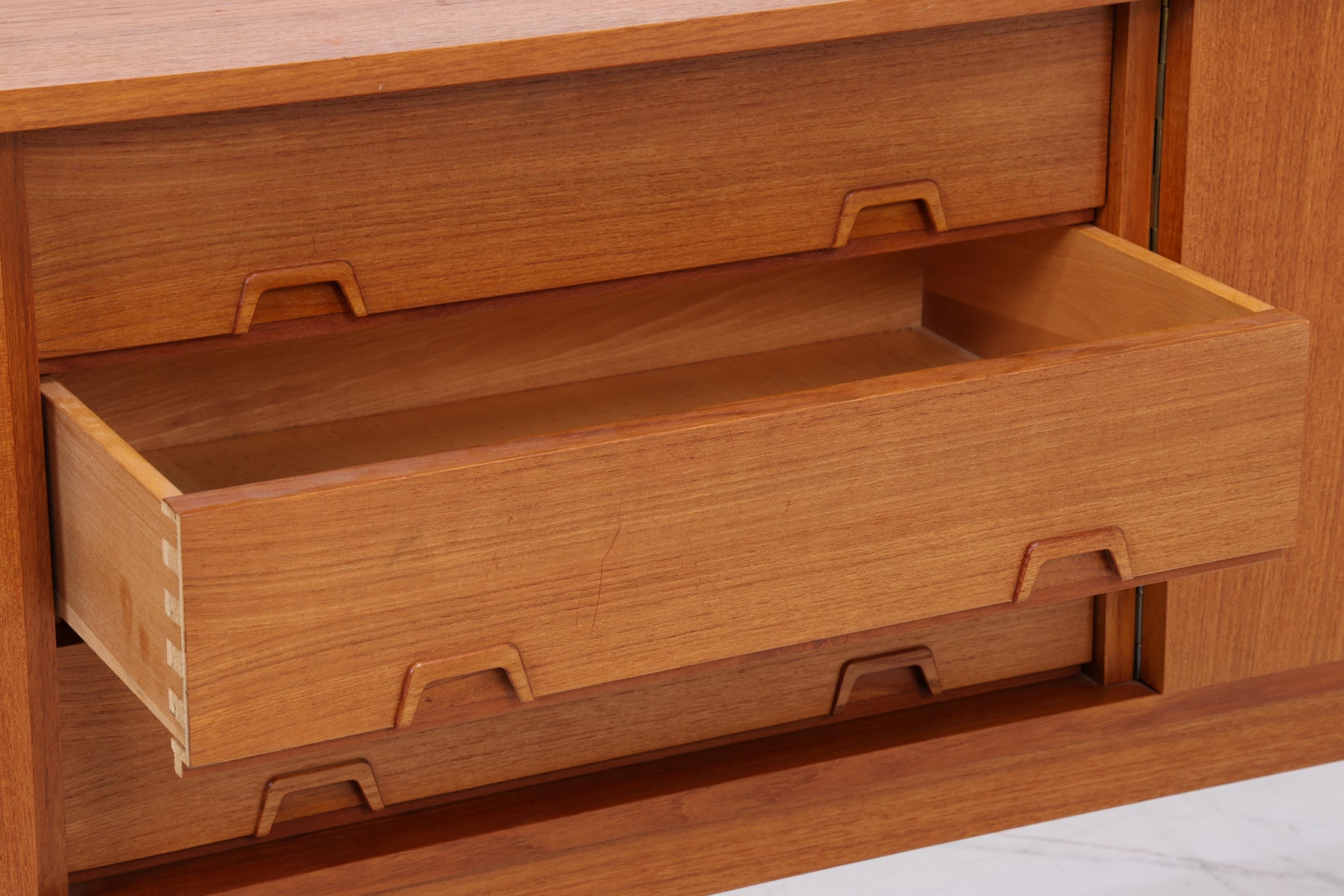 Vintage Teak Sideboard 60er Jahre | Danish Design Mid Century Anrichte mit Schubladen & Fächern Retro Holz Aufbewahrung