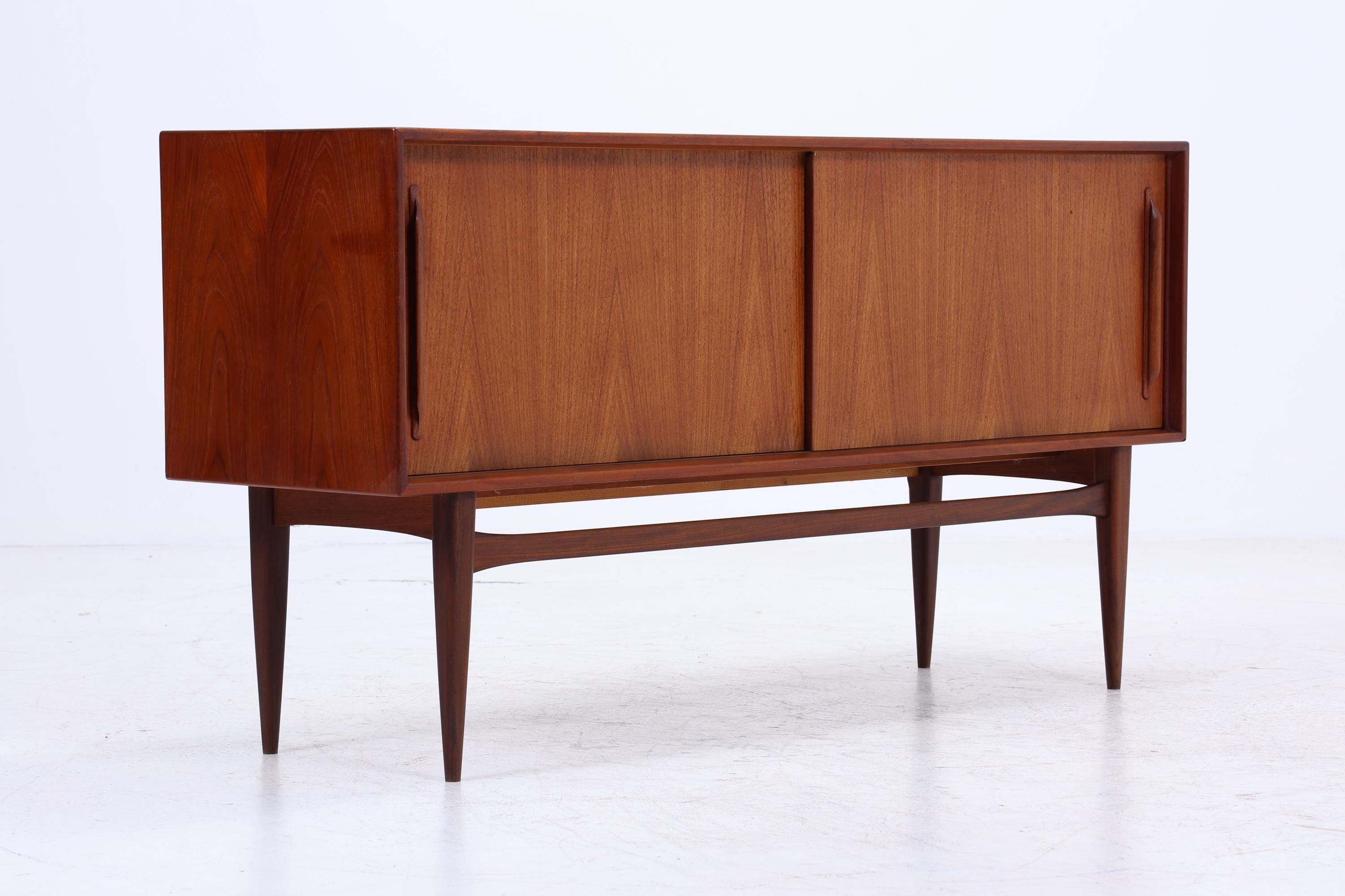 RT-217 Teak Sideboard von Heinrich Riestenpatt für RT Möbel | Mid Century Anrichte mit Schiebetüren Vintage Retro Holz Aufbewahrung