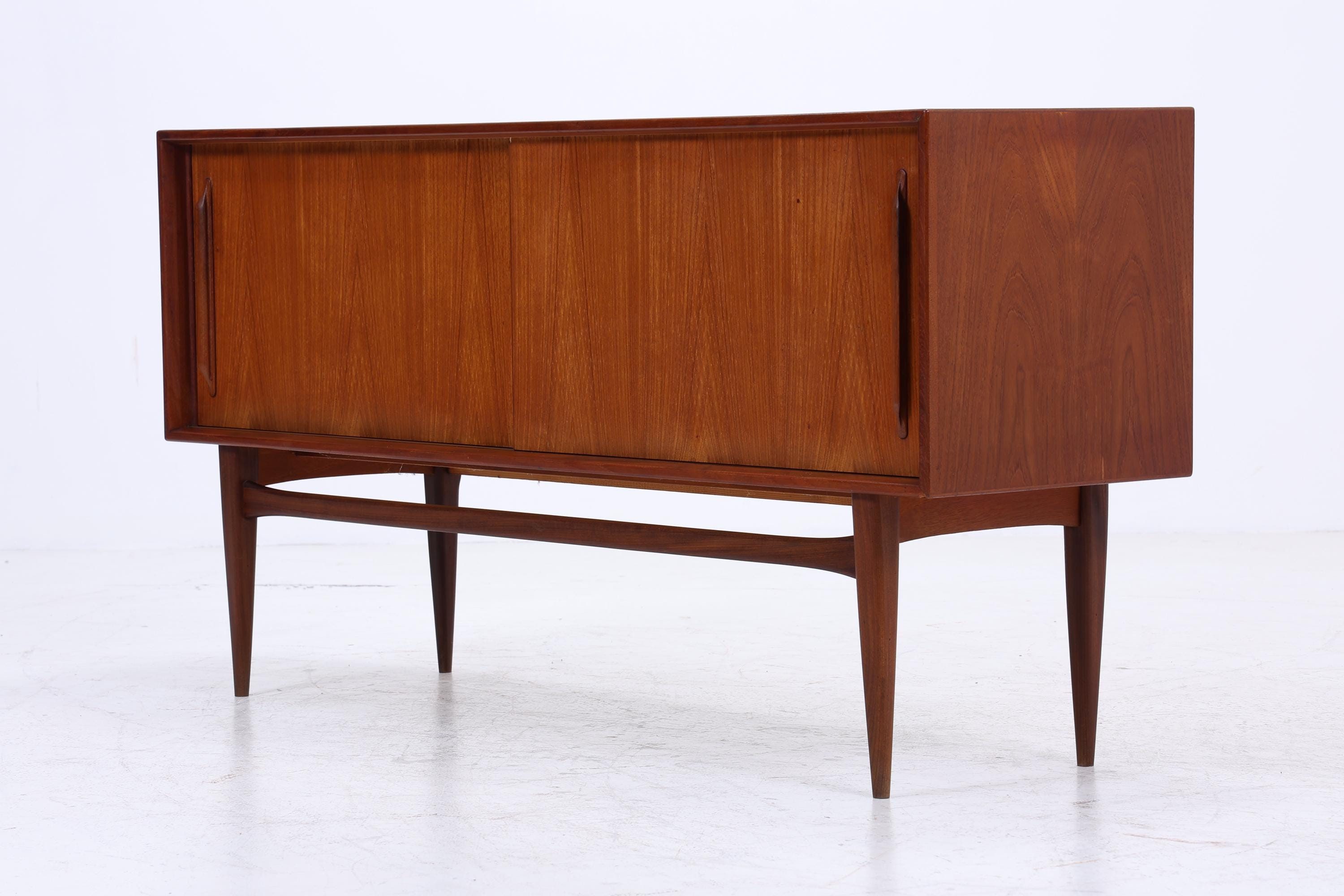 RT-217 Teak Sideboard von Heinrich Riestenpatt für RT Möbel | Mid Century Anrichte mit Schiebetüren Vintage Retro Holz Aufbewahrung
