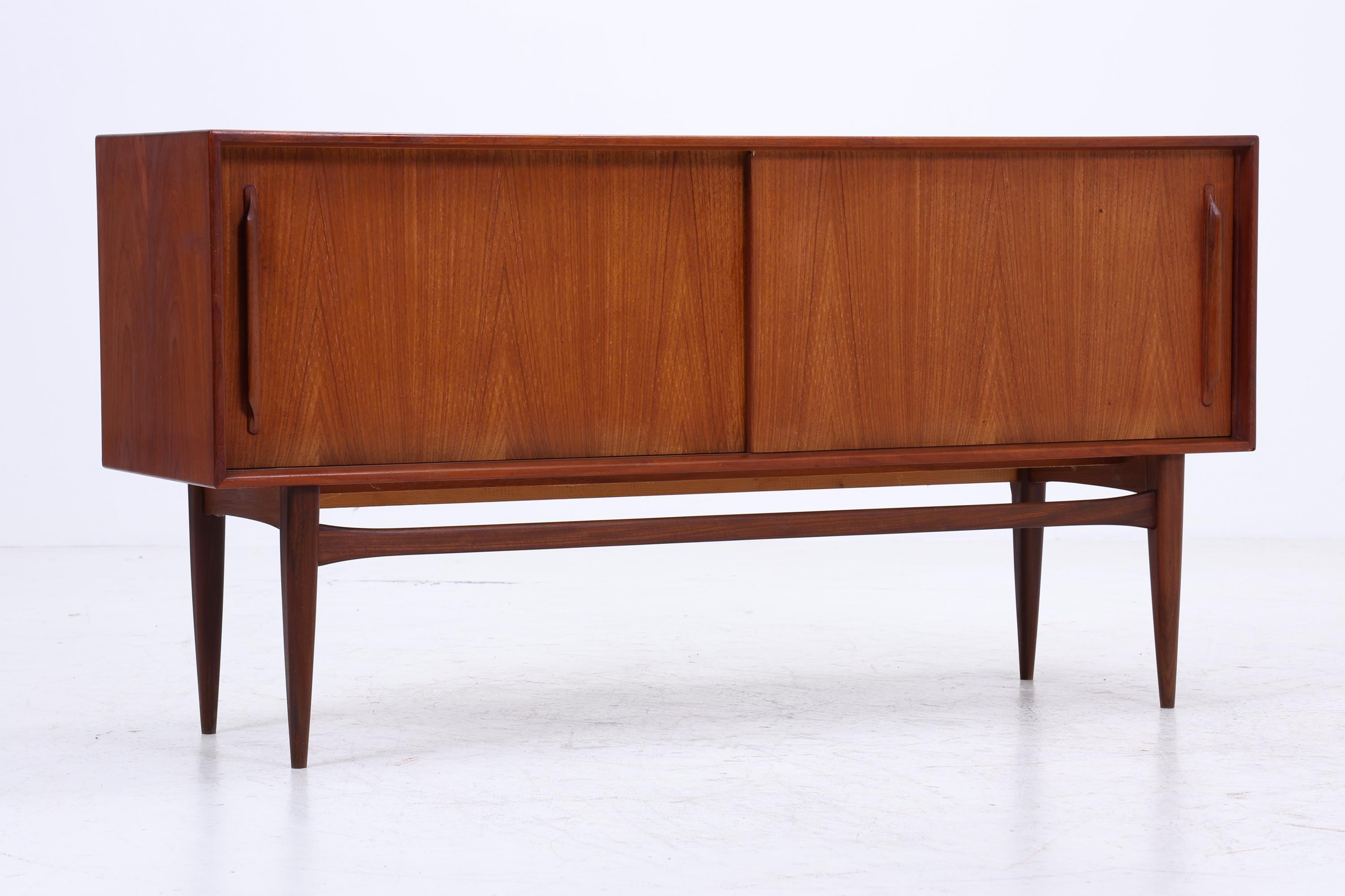 RT-217 Teak Sideboard von Heinrich Riestenpatt für RT Möbel | Mid Century Anrichte mit Schiebetüren Vintage Retro Holz Aufbewahrung