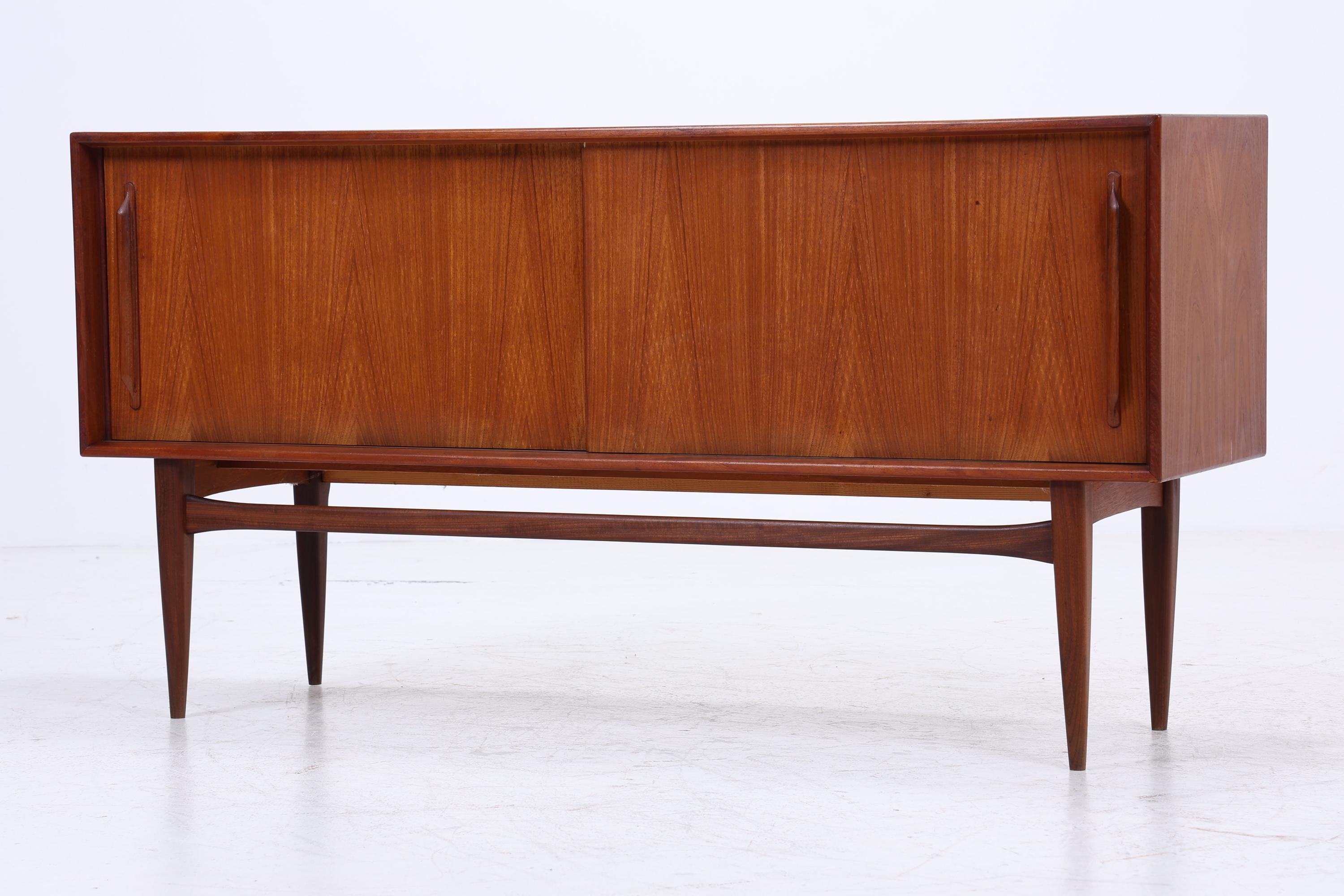 RT-217 Teak Sideboard von Heinrich Riestenpatt für RT Möbel | Mid Century Anrichte mit Schiebetüren Vintage Retro Holz Aufbewahrung