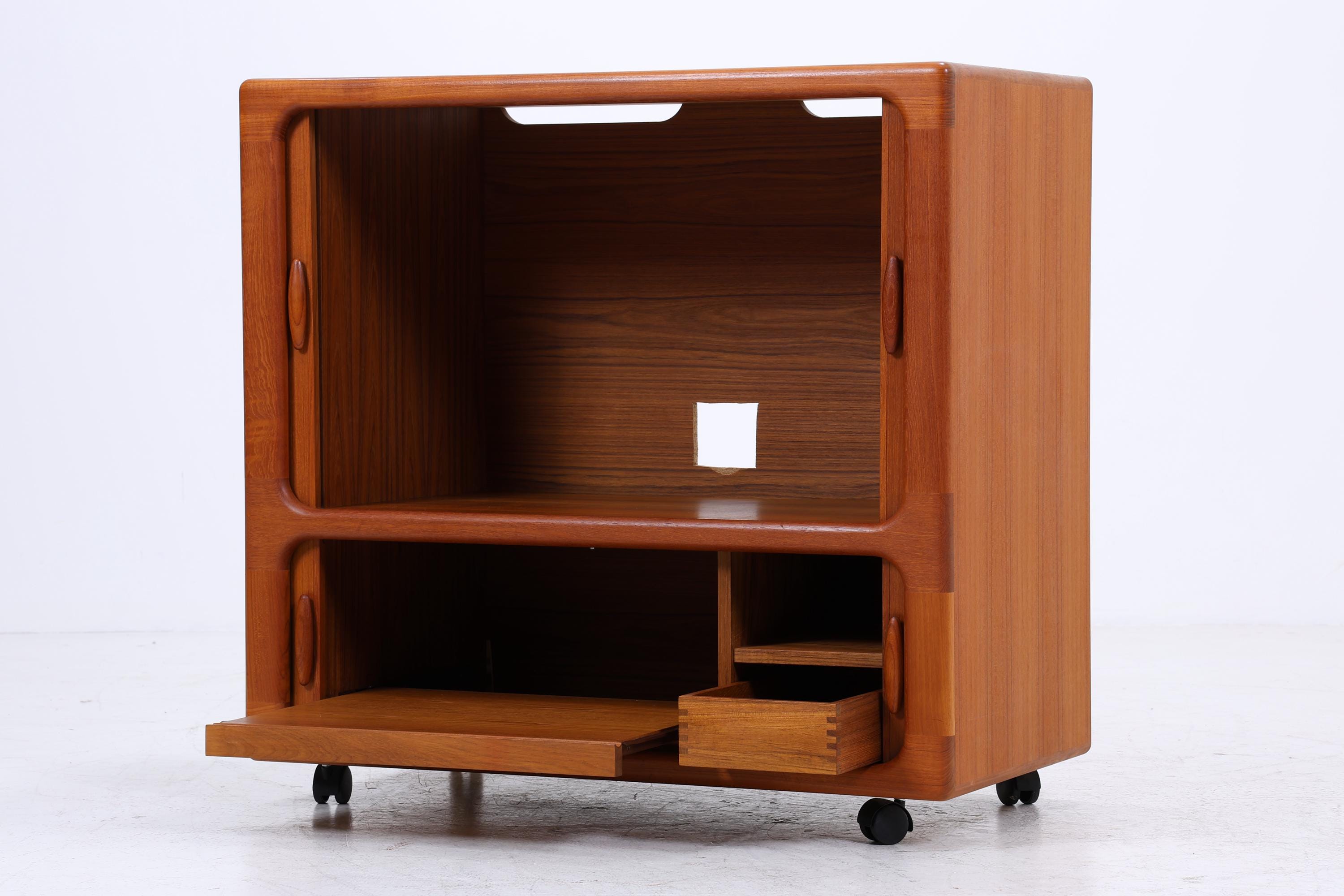 Dyrlund Teak Fernseherschrank aus den 60ern | Mid Century Schrank | Vintage Holz Aufbewahrung