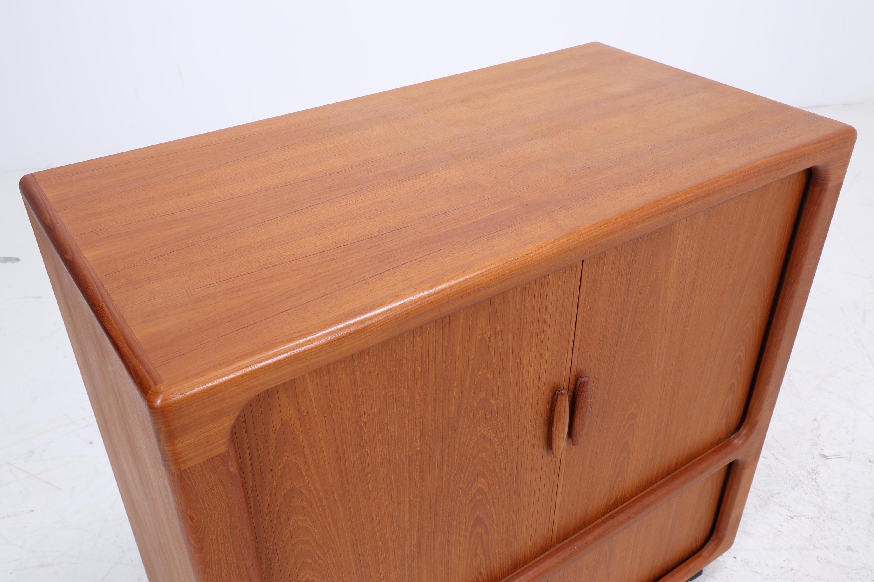Dyrlund Teak Fernseherschrank aus den 60ern | Mid Century Schrank | Vintage Holz Aufbewahrung