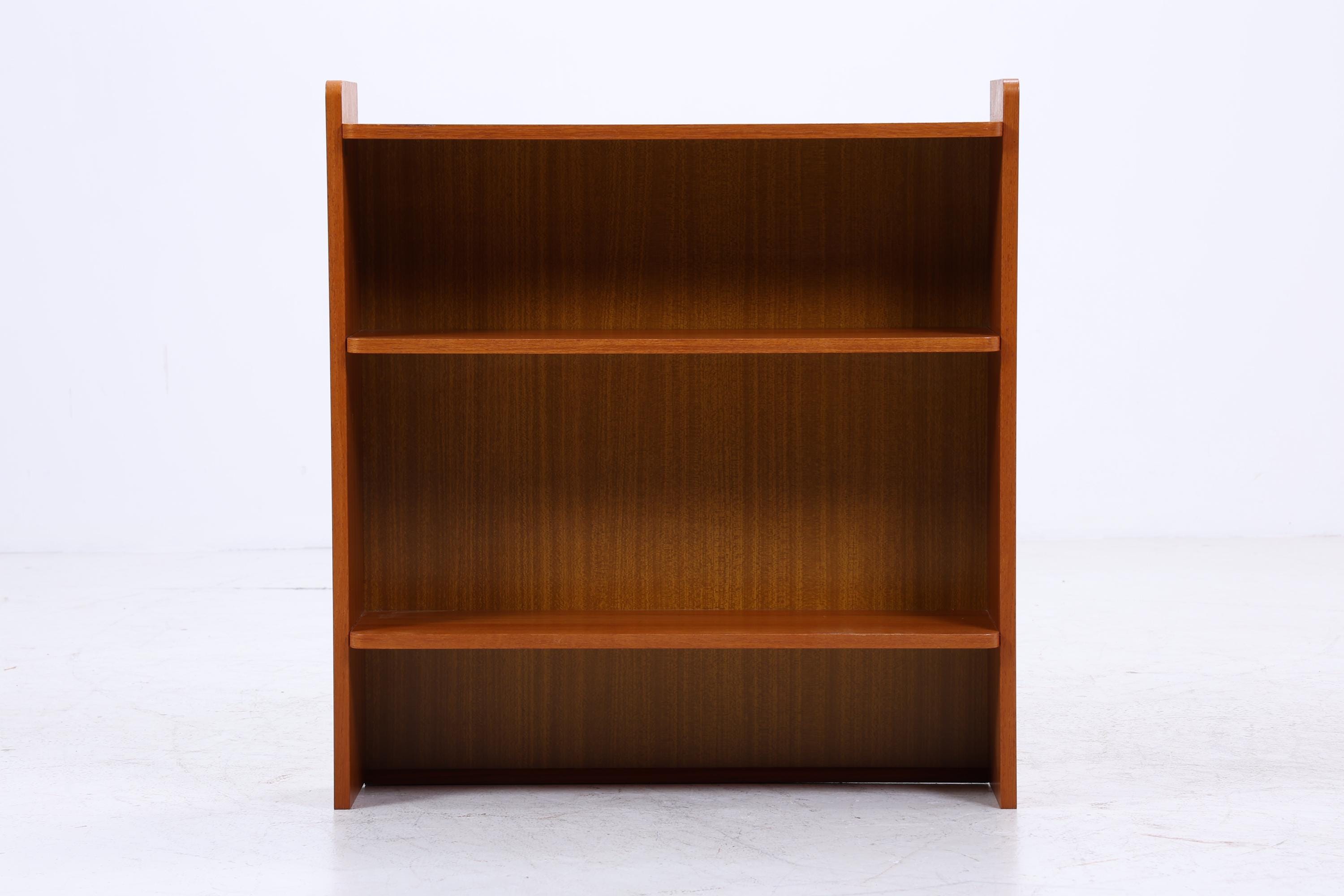 Kleines Vintage Teak Bücherregal | Mid Century Regal | 60er Retro Holz Aufbewahrung