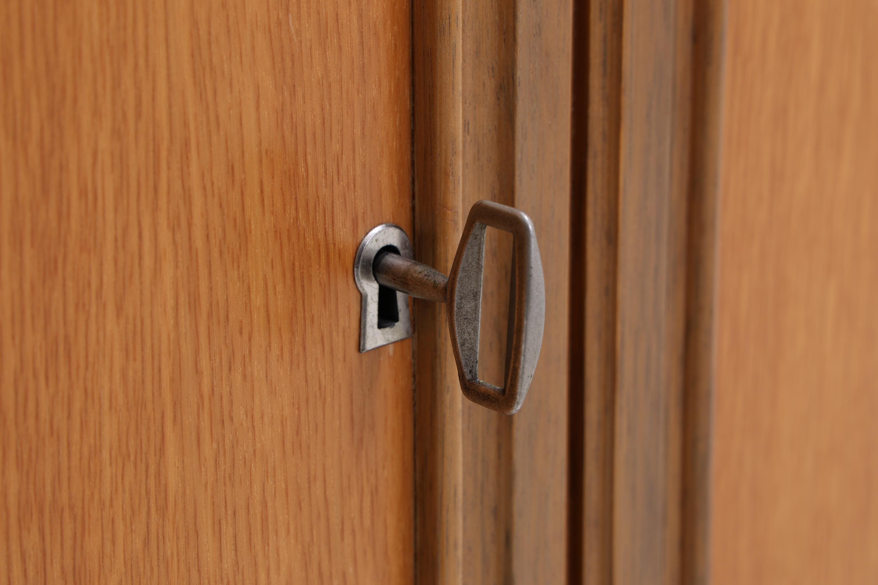 Vintage Nussbaum Sideboard 60er Jahre | Mid Century Anrichte mit Schubladen & Fächern Retro Holz Aufbewahrung