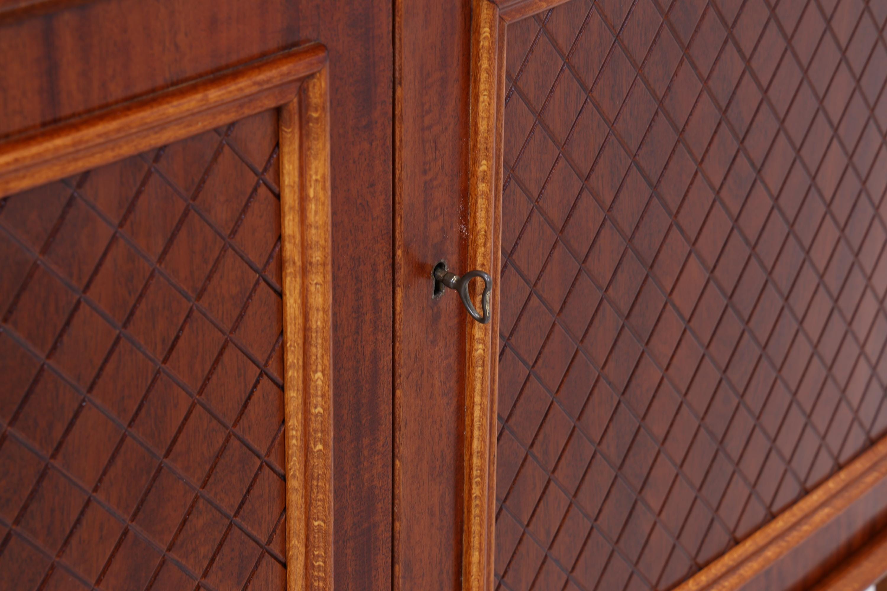 Vintage Mahagoni Schrank von Nya Eftr. für Ehrlin Möbel Ab | Mid Century Regalschrank Holz Retro Aufbewahrung