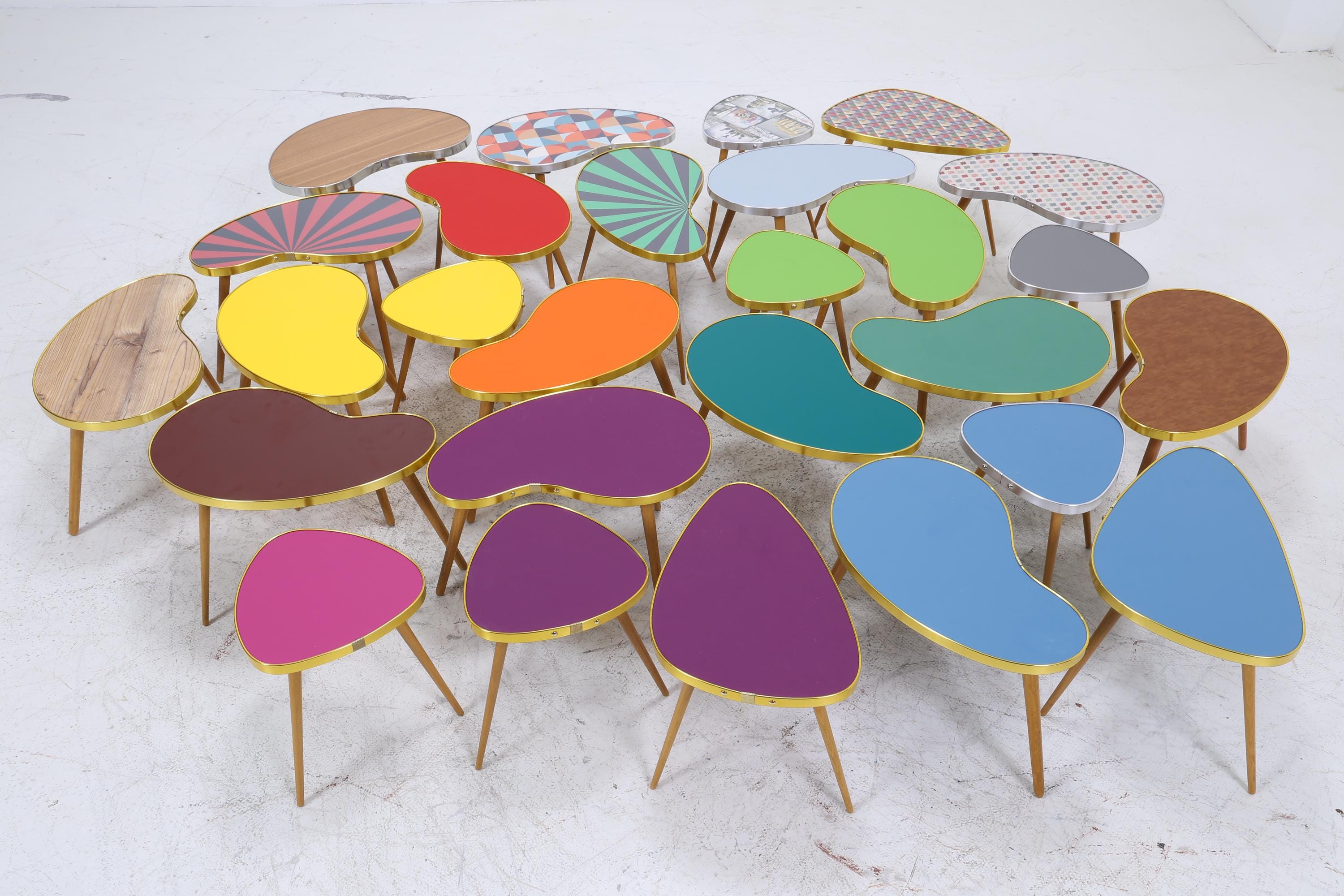 Vintage Blumentisch mit Muster | Mid Century Beisteltisch | Beistelltische 60er Jahre