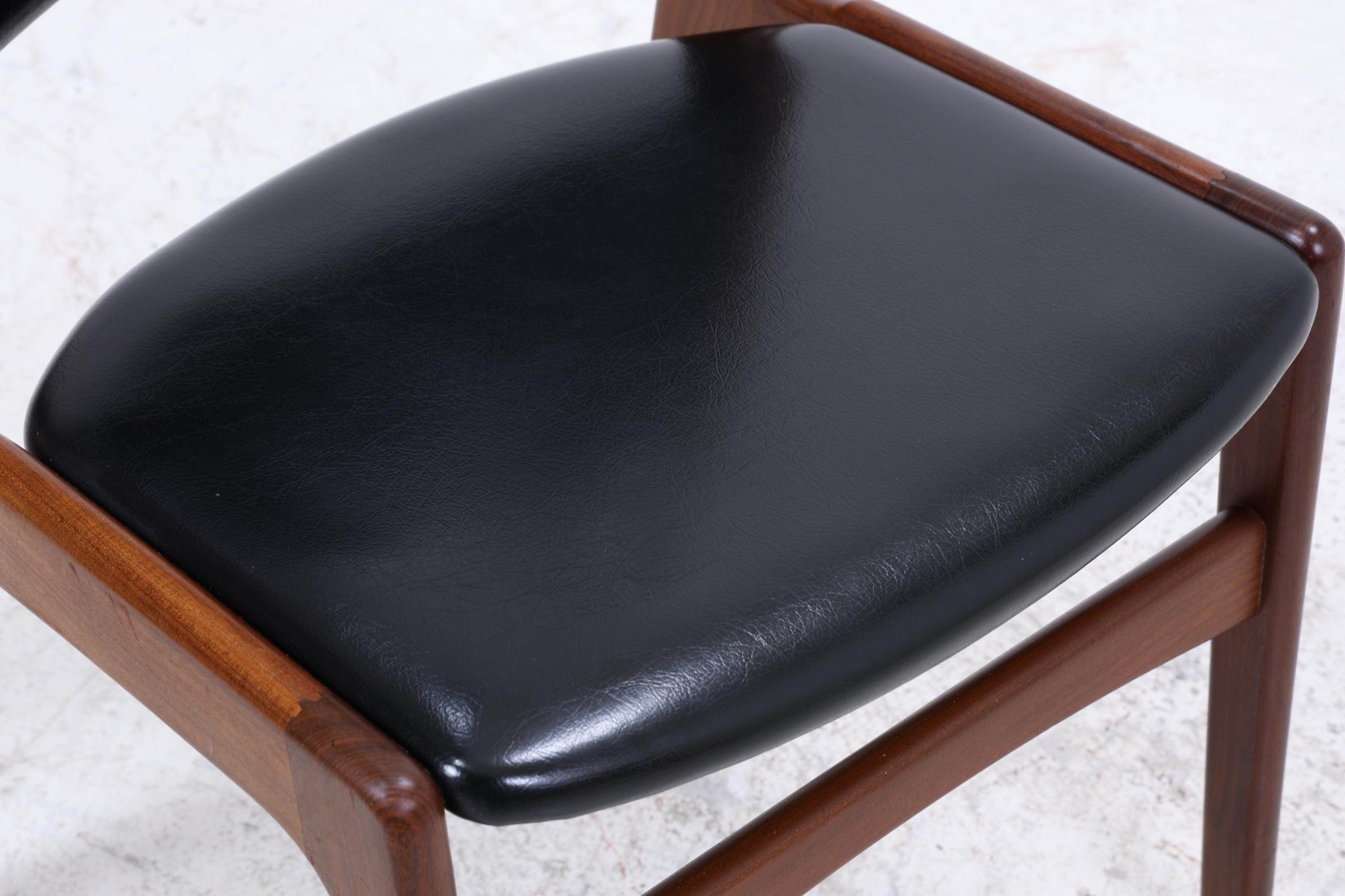 4er Set Teak Stühle von Erik Buch "Modell 89" | Mid Century Danish Design Leder Optik Stuhl | Vintage Designer