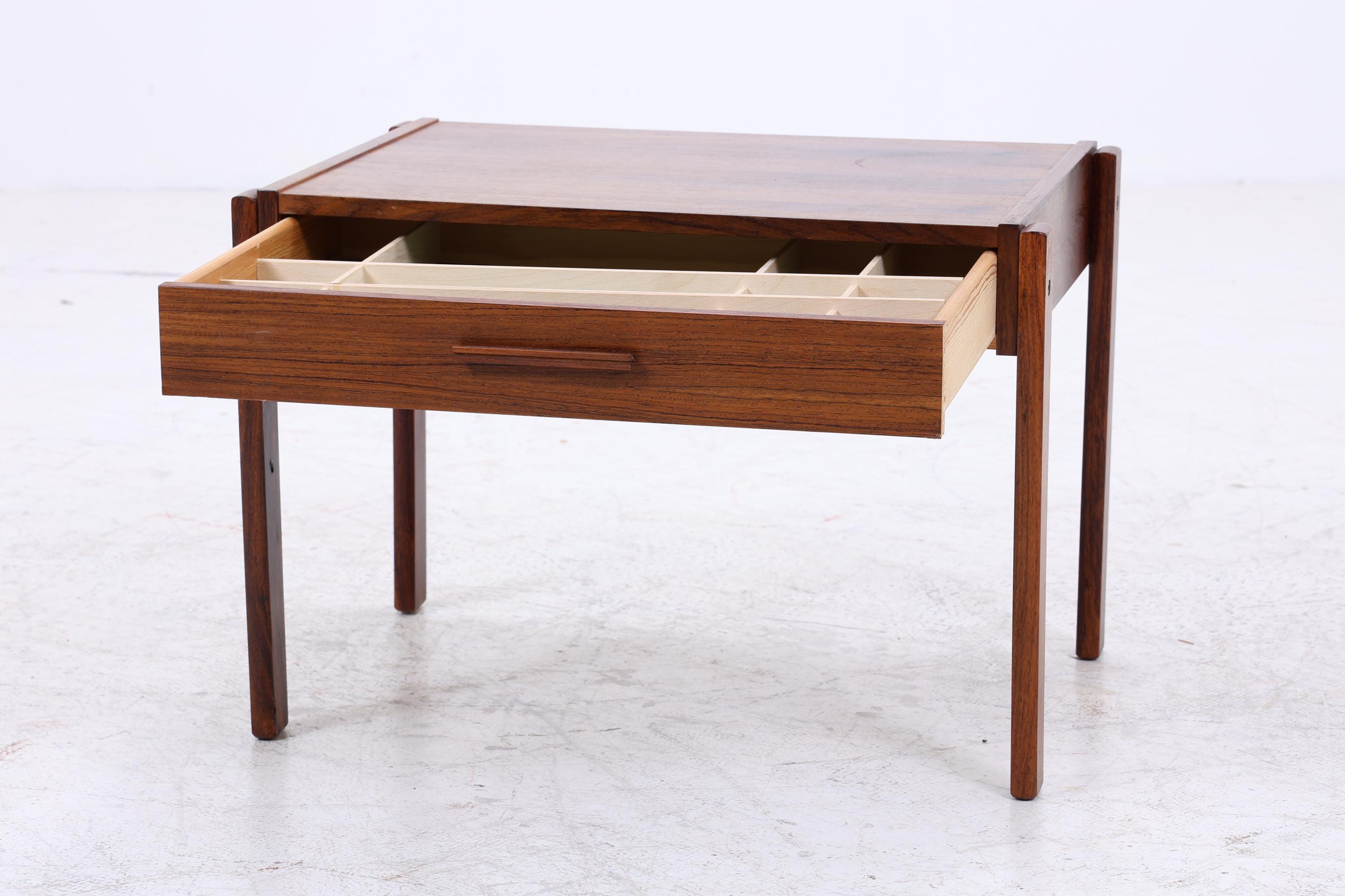 Wunderschöne Vintage Schubladen Kommode | Mid Century Schubladen Nachttisch | Retro 60er Jahre Palisander Aufbewahrung