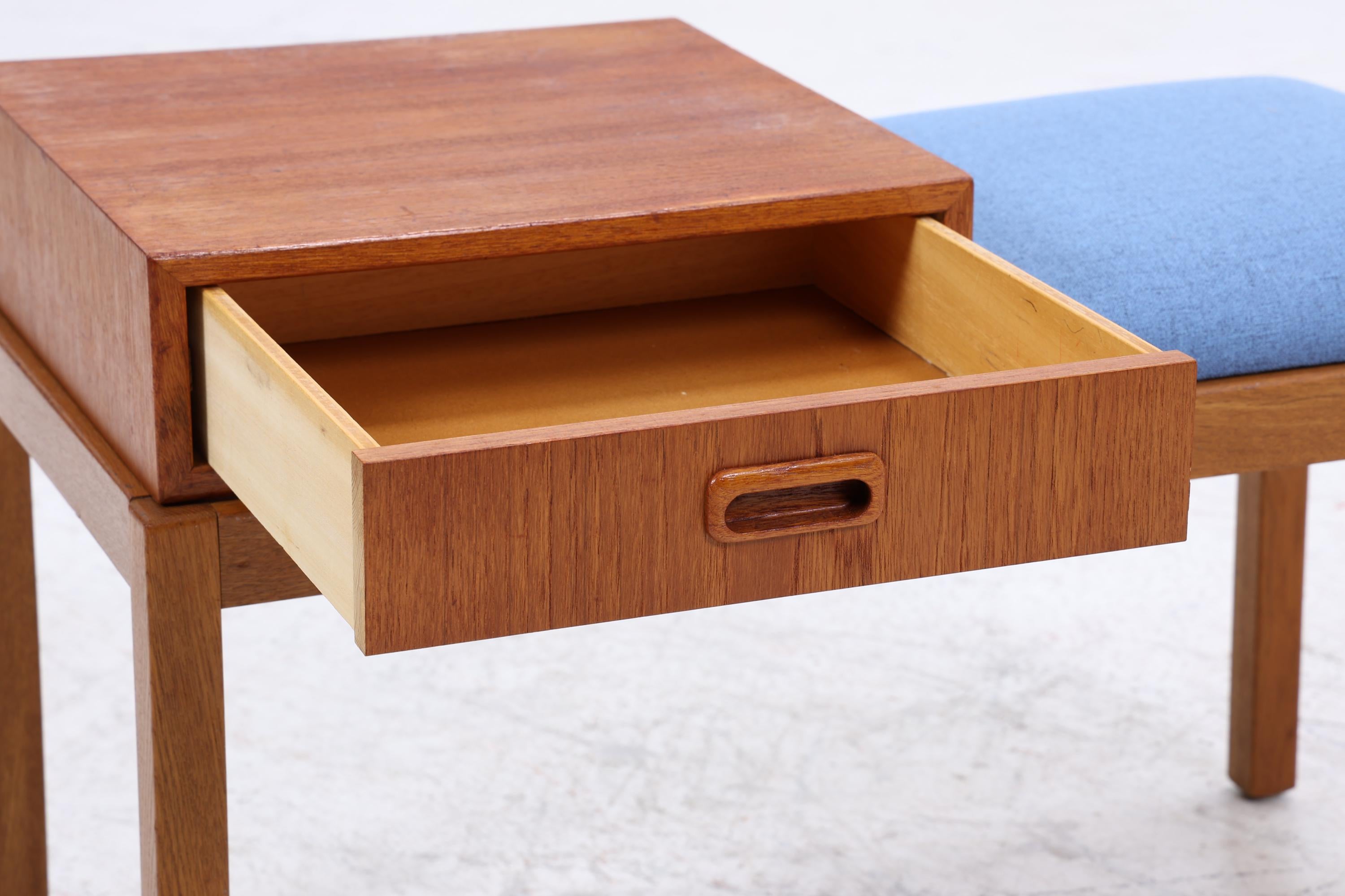 Mid Century Teak Telefonbank mit Schublade & Sitzpolster | Vintage Flur Bank Blau | 60er Design Sitzbank