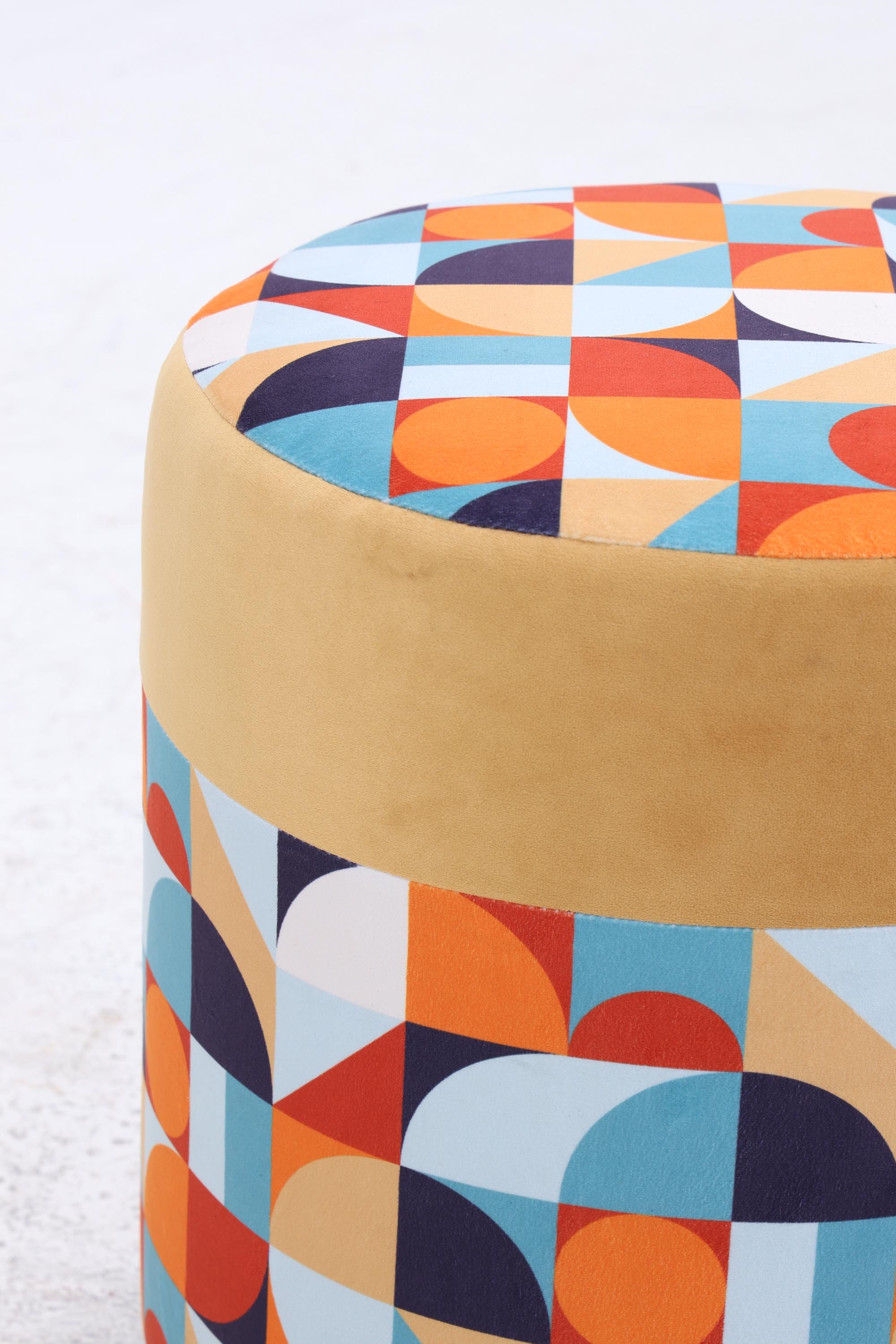 Fußhocker mit Kissen | Schlafzimmer Pouf | Gepolsterter Sitzhocker