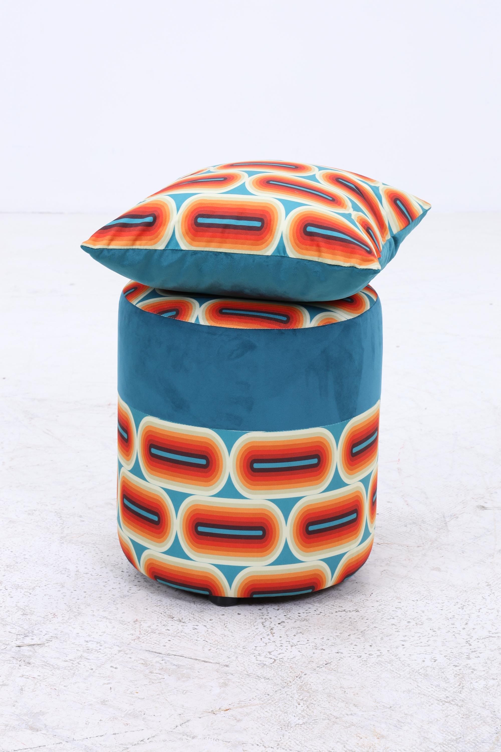 Fußhocker mit Kissen | Schlafzimmer Pouf | Gepolsterter Sitzhocker